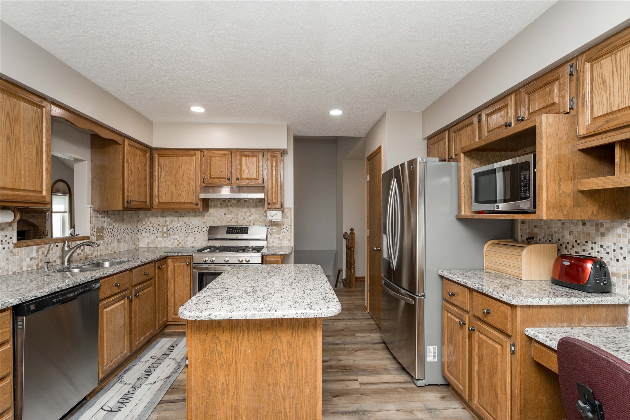 5408 Cody Drive, West Des Moines, Iowa image 7