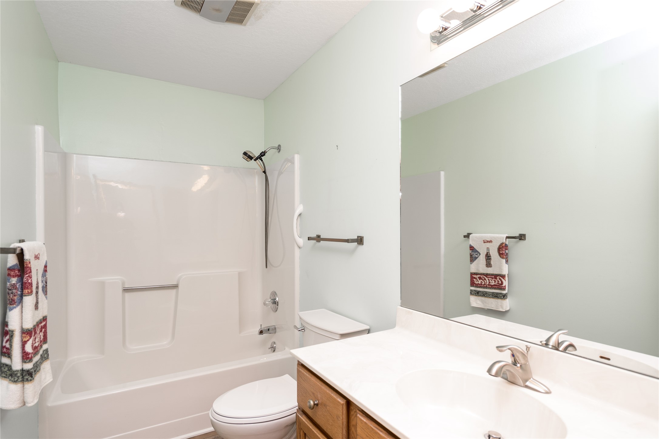 5408 Cody Drive, West Des Moines, Iowa image 16