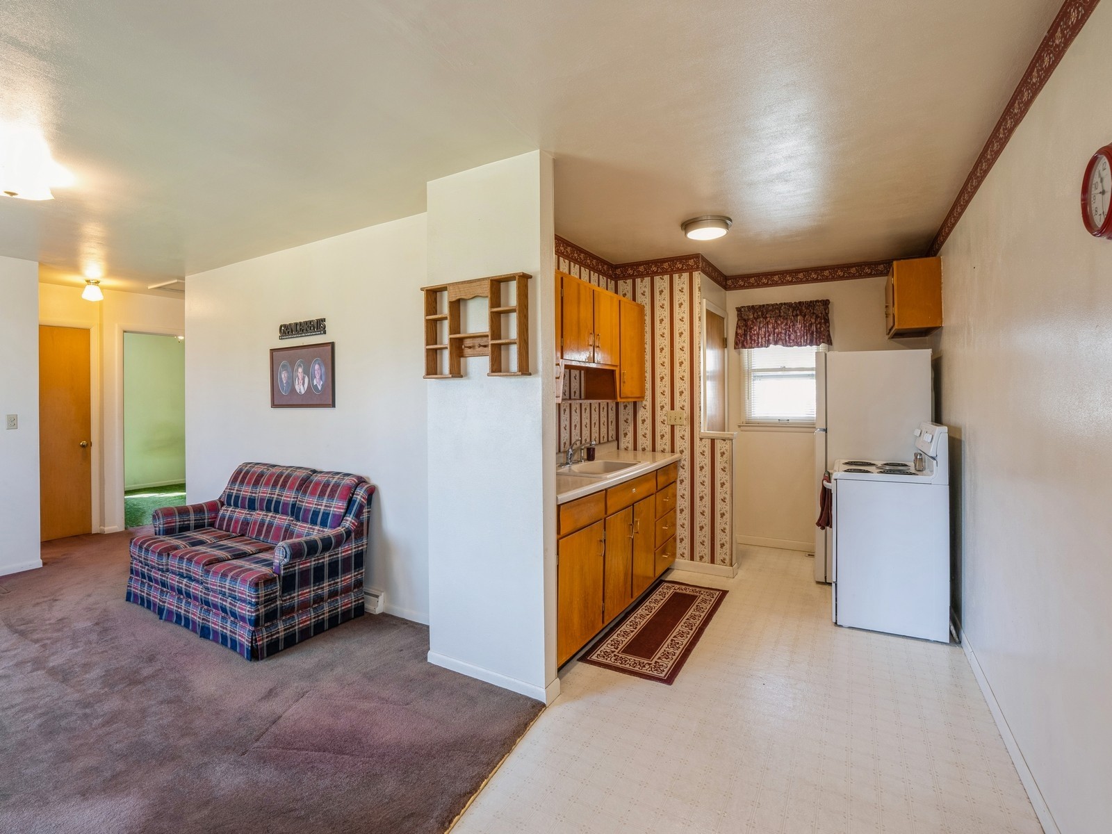 807 E 13th Street, Newton, Iowa image 4