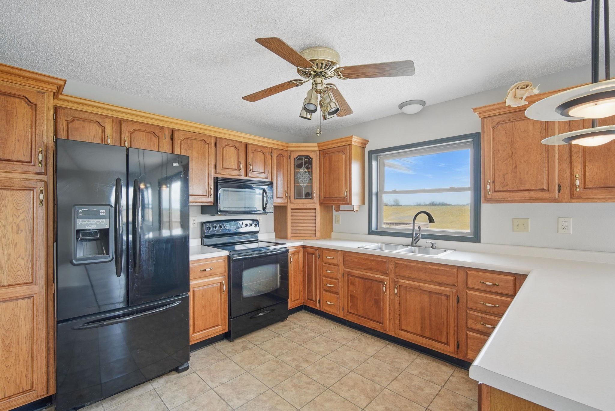 2900 Wagon Road, Stuart, Iowa image 9