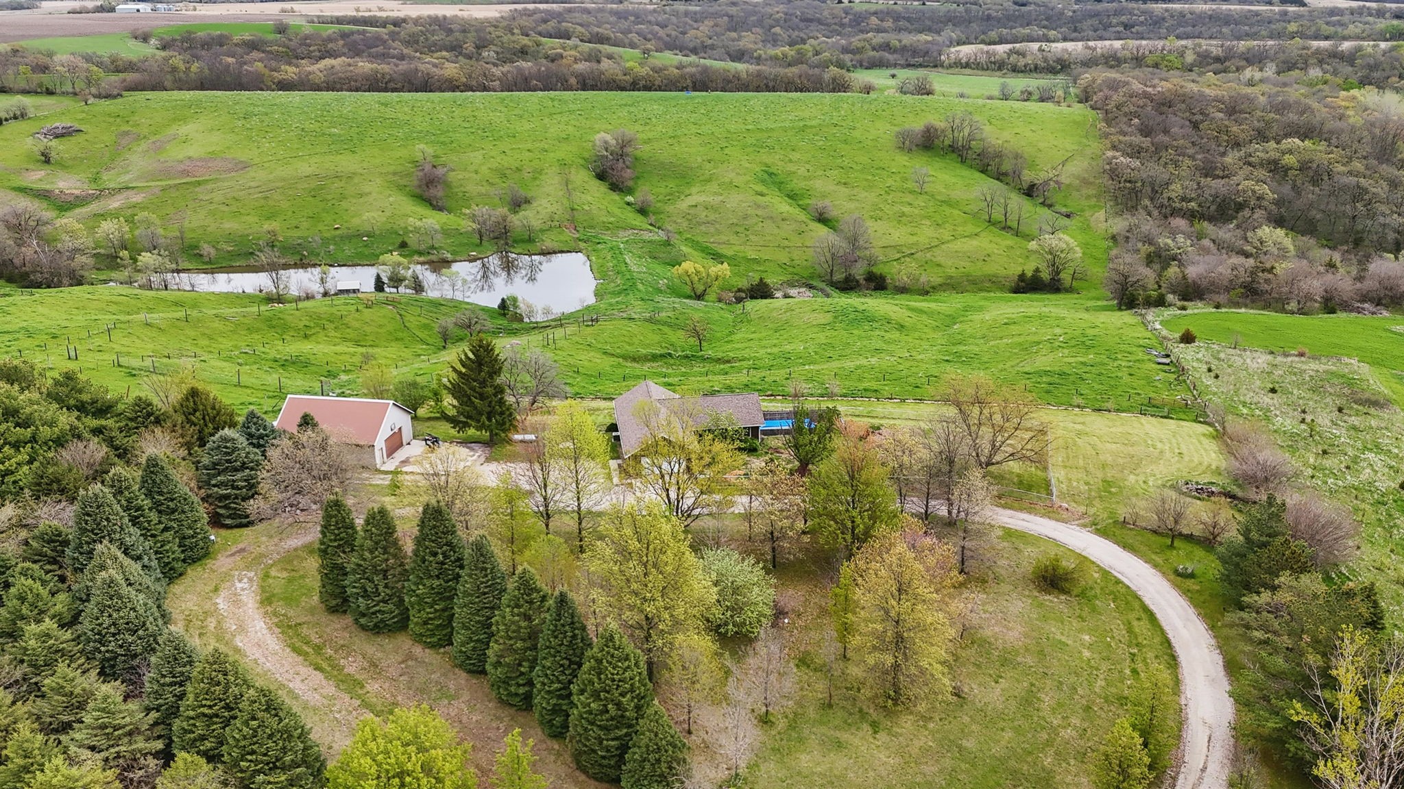 2900 Wagon Road, Stuart, Iowa image 31