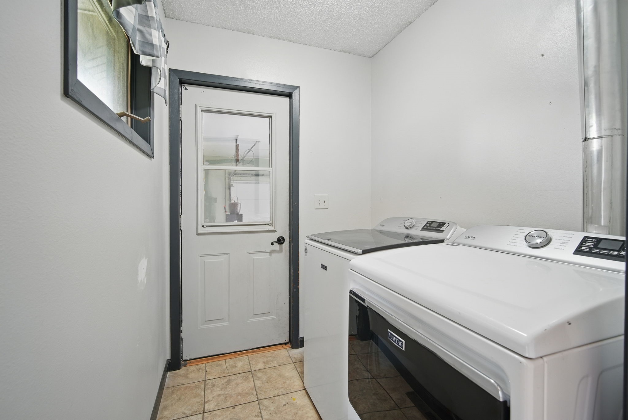 2900 Wagon Road, Stuart, Iowa image 11