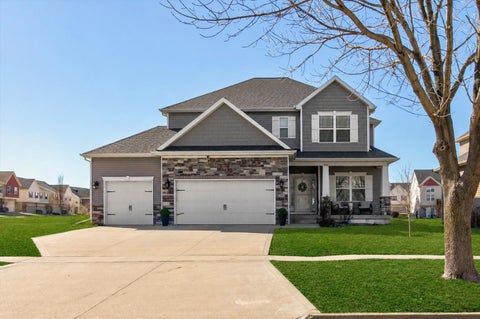 Homes For Sale - 172 Bridgewood Drive<br/> Dallas County, West Des Moines, IA 50266