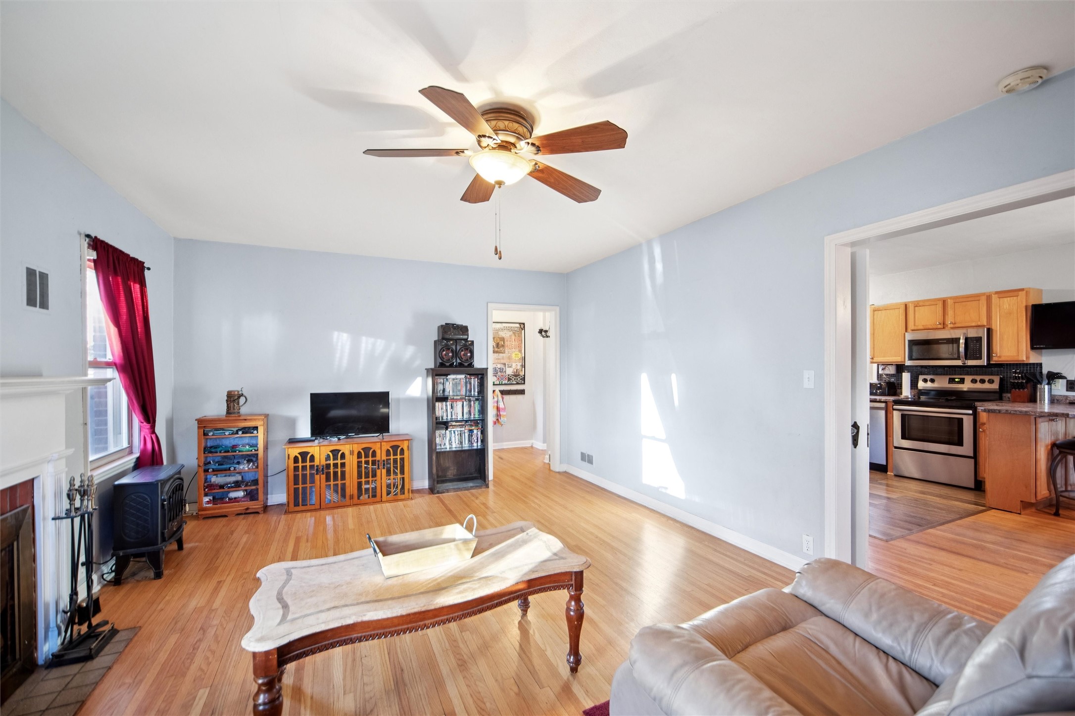 310 E Lincoln Street