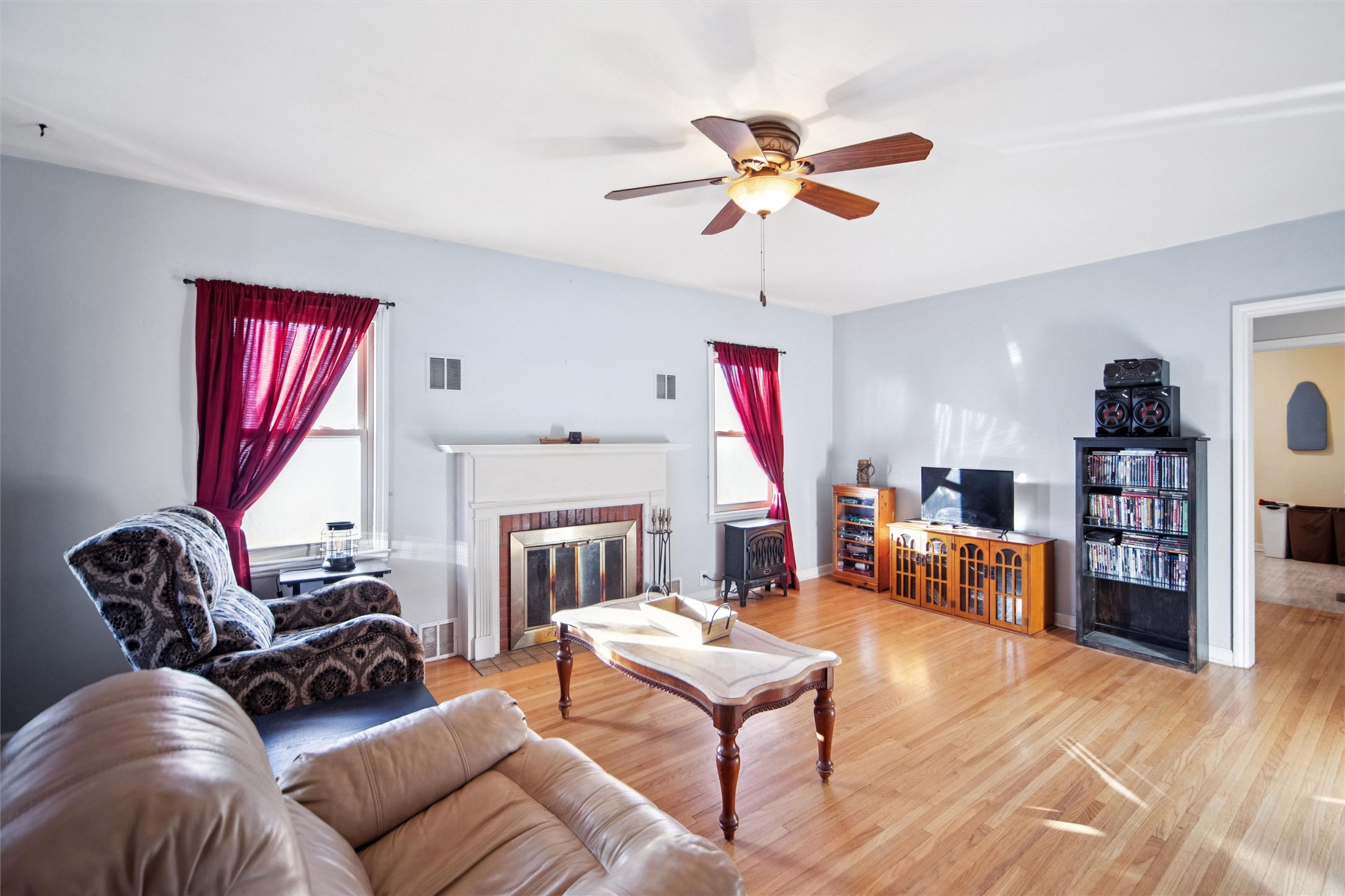 310 E Lincoln Street