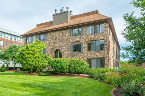 Condo For Sale - 3667 Grand Avenue #2<br/> Des Moines, IA 50312