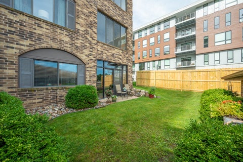 Condo For Sale - 3667 Grand Avenue #2<br/> Des Moines, IA 50312