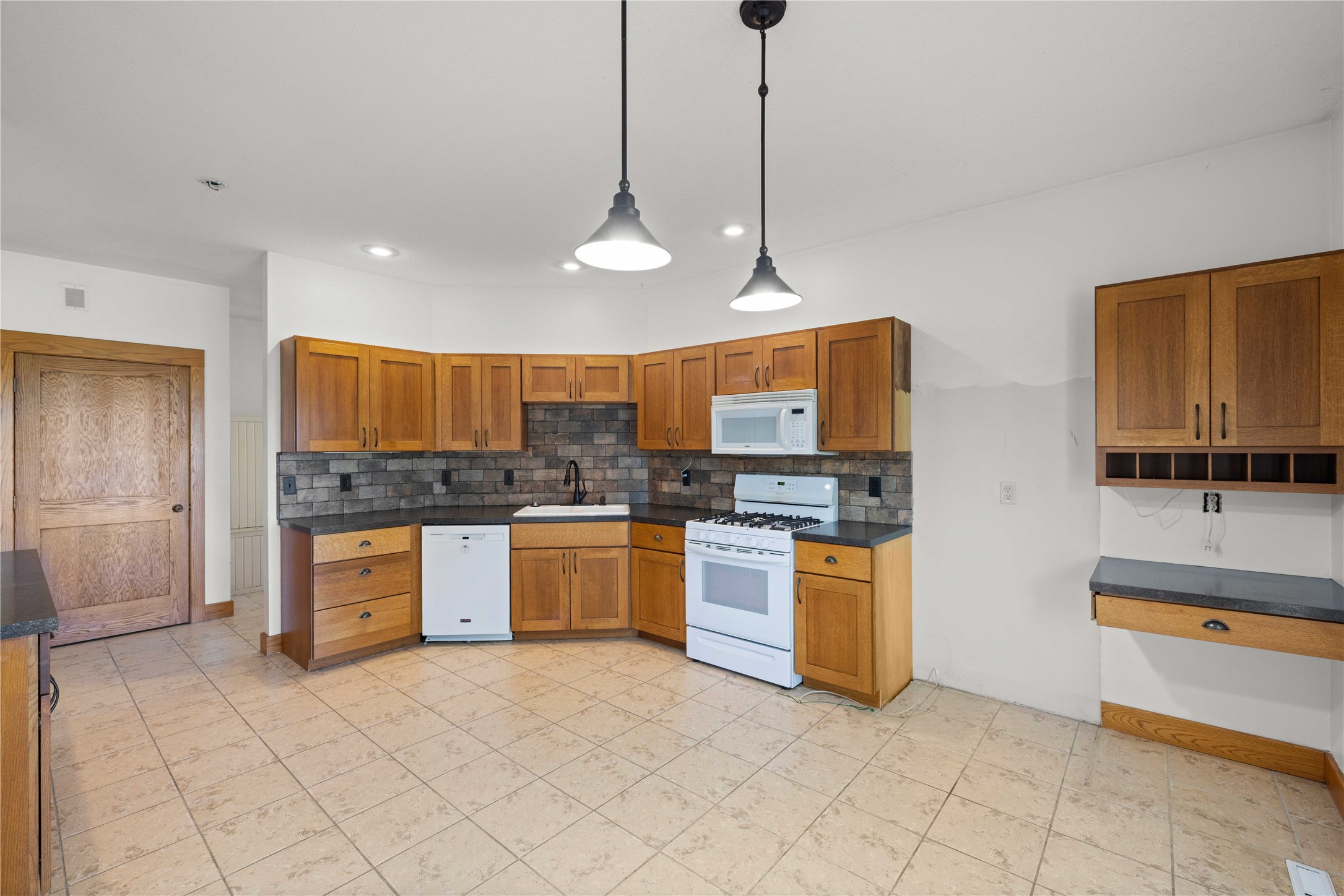 17745 600th Avenue, Nevada, Iowa image 12