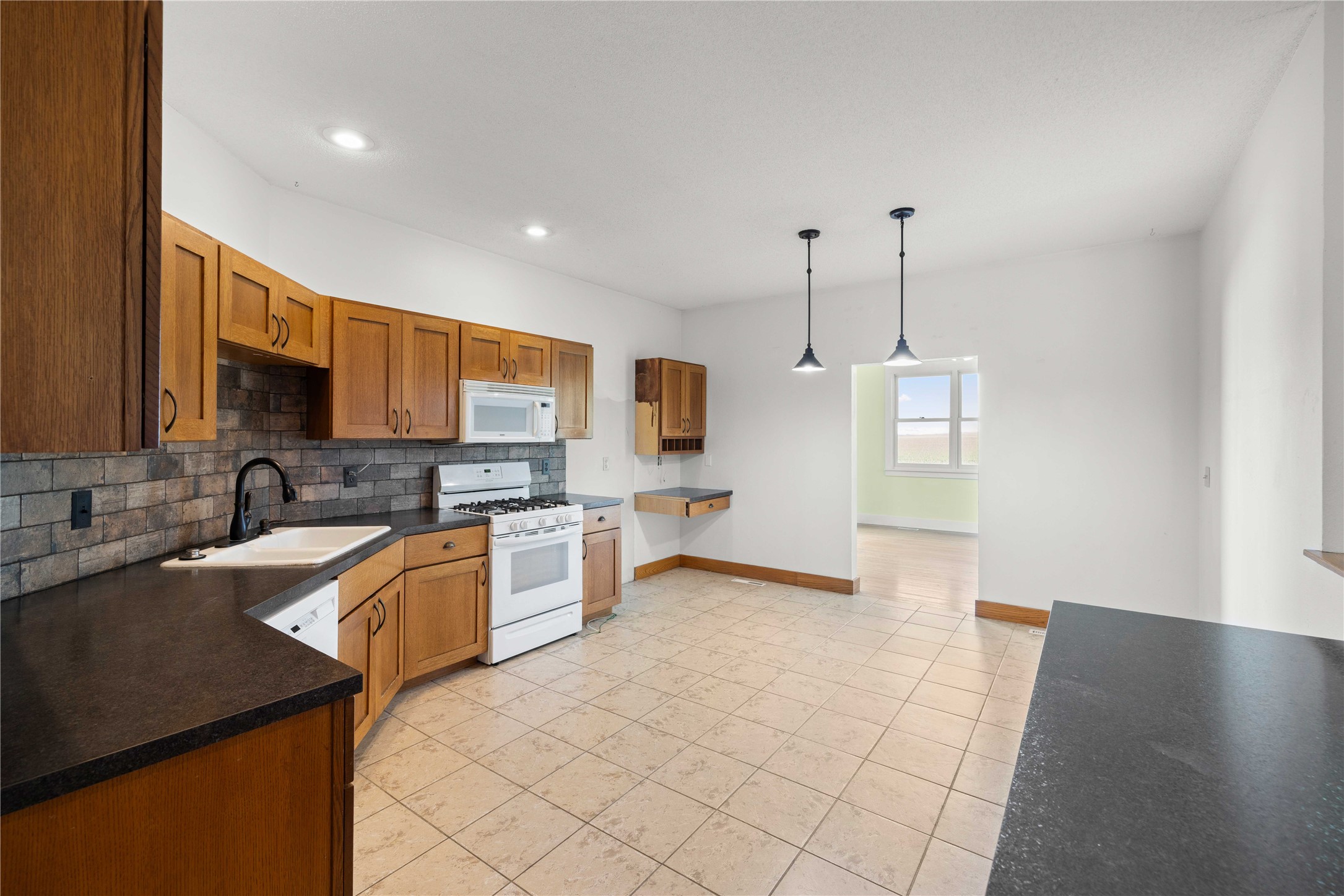 17745 600th Avenue, Nevada, Iowa image 11