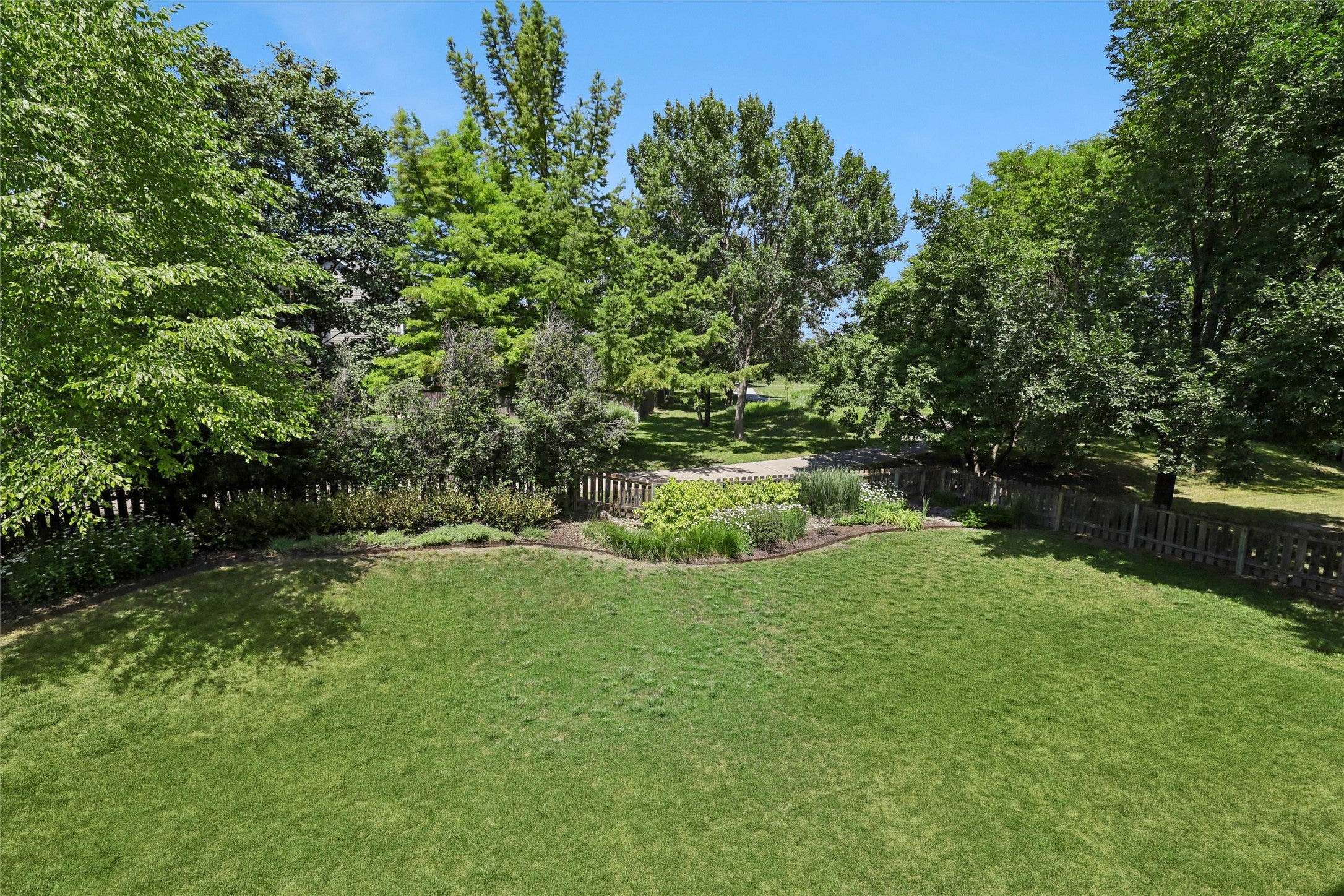 5773 Coachlight Court