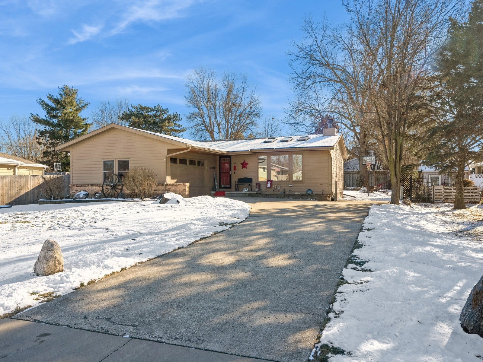 480 NW 69th Avenue, Des Moines, Iowa image 1