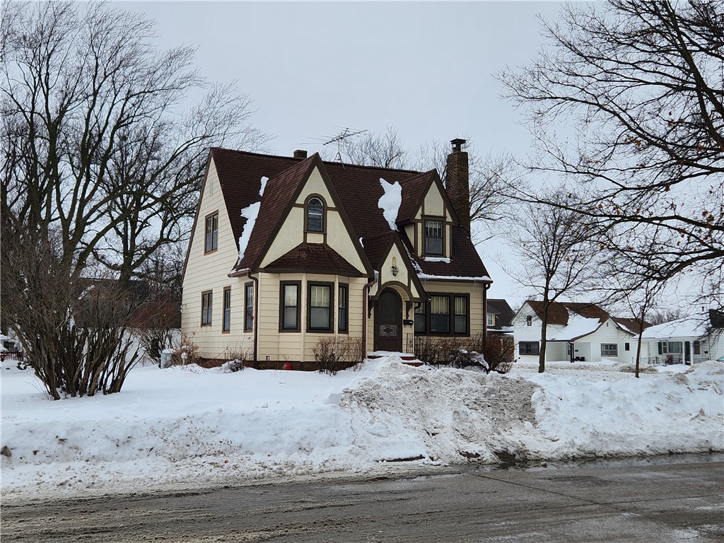 302 SW 3rd Street