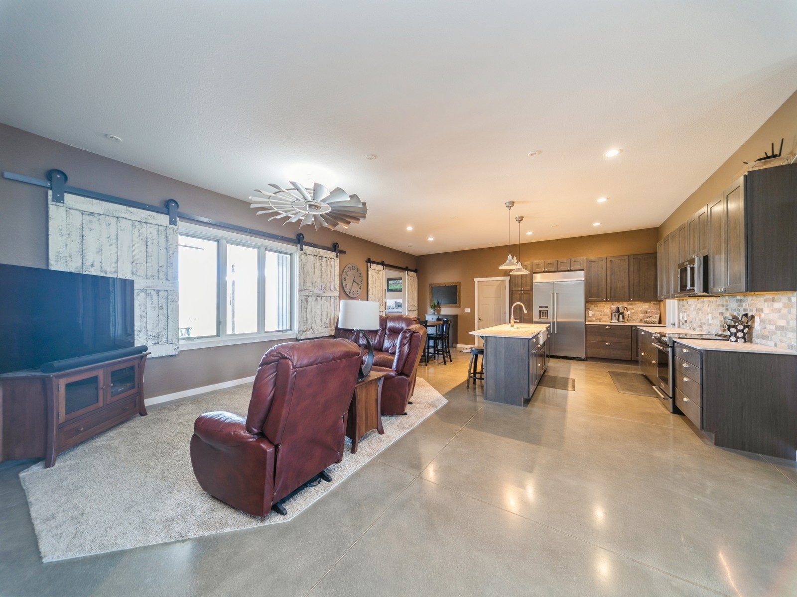1563 105th Street, Earlham, Iowa image 8