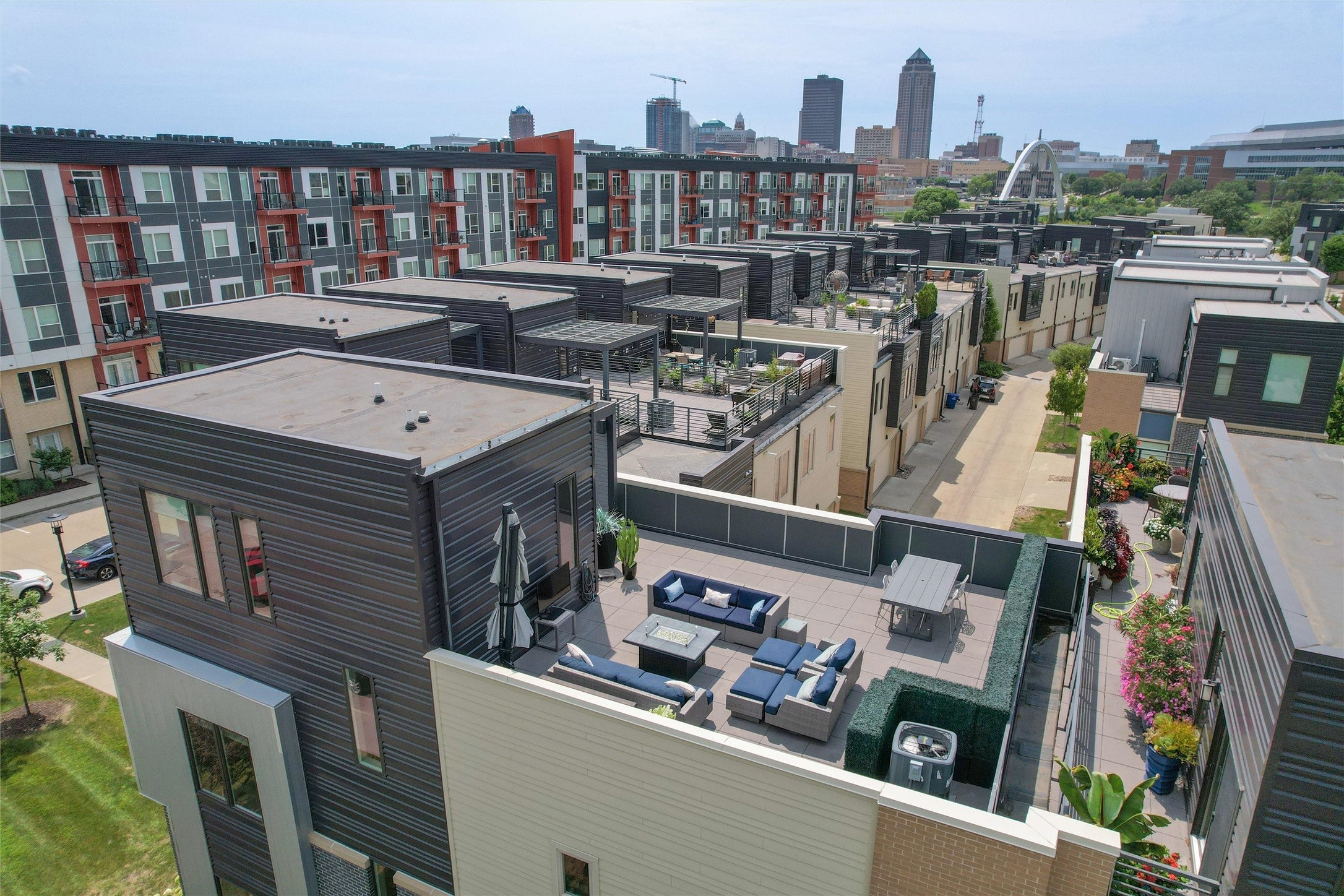 280 E Center Street