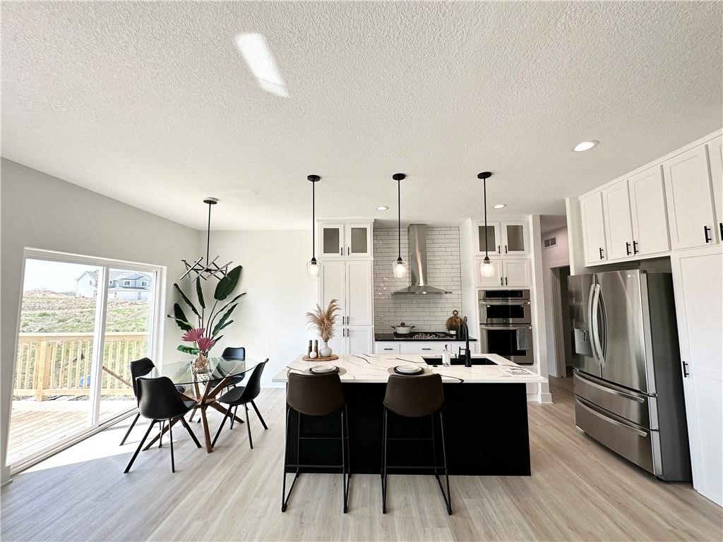 7036 Lake Ridge Avenue