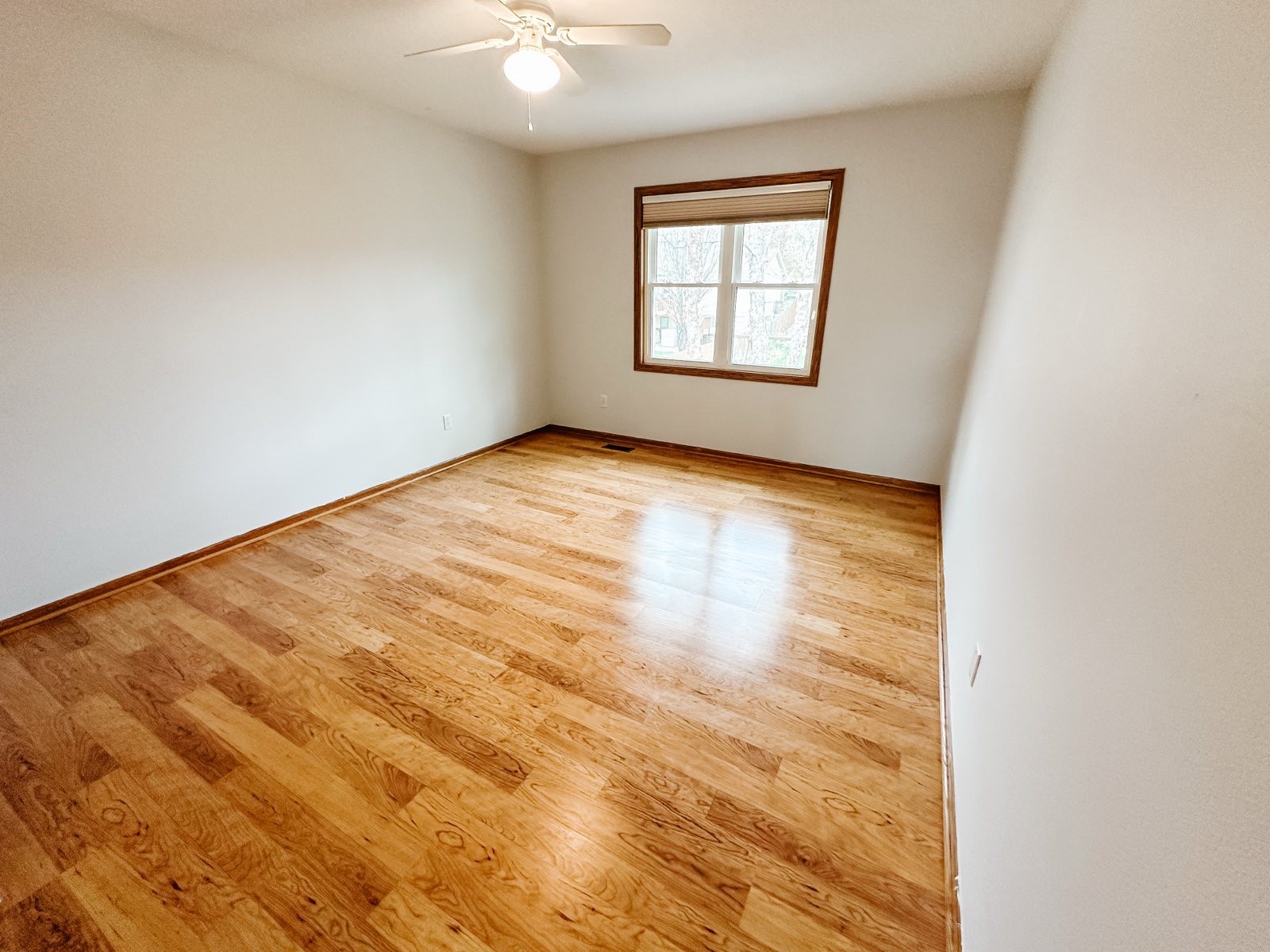 5559 Kensington Circle, Johnston, Iowa image 22