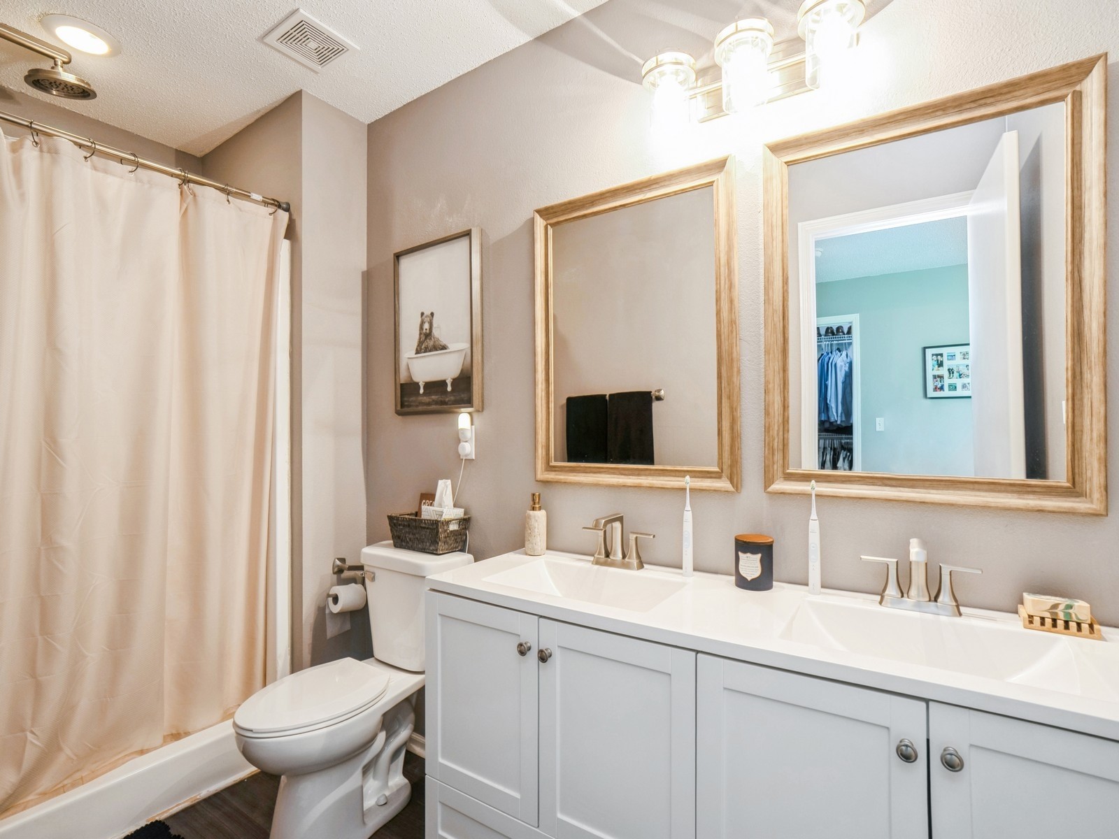 5031 Cherrywood Drive, West Des Moines, Iowa image 17
