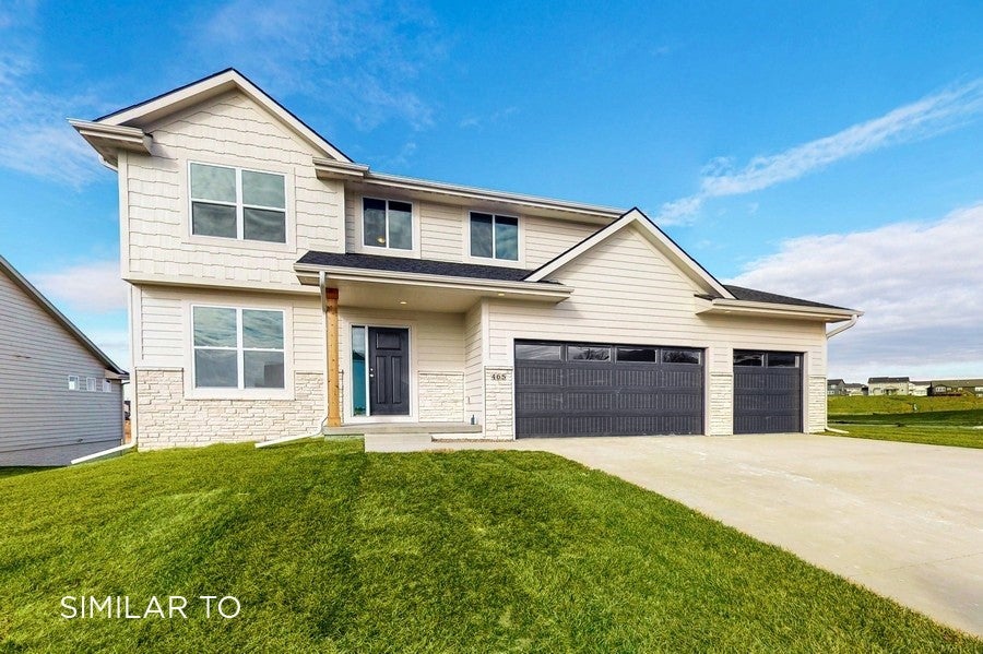 1054 SW Boulder Drive