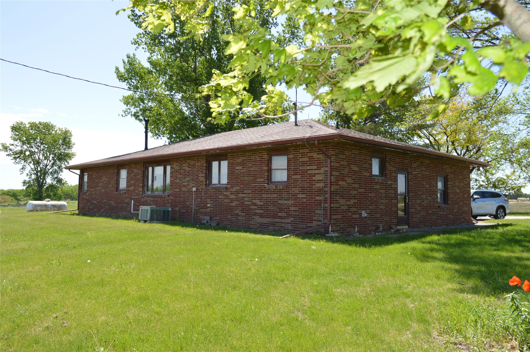2234 155th Place, Knoxville, Iowa image 17