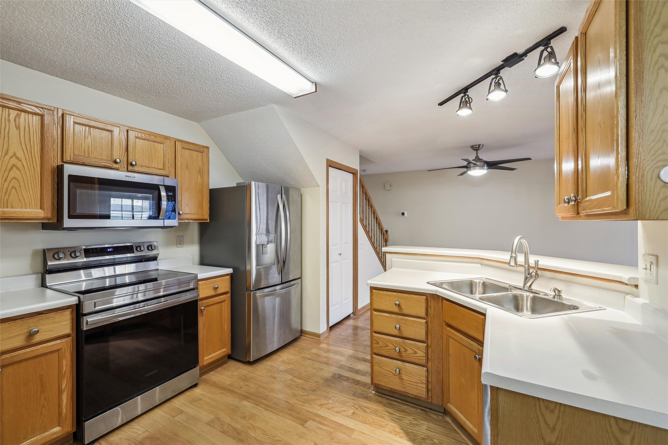 150 S Prairie View Drive #611, West Des Moines, Iowa image 8