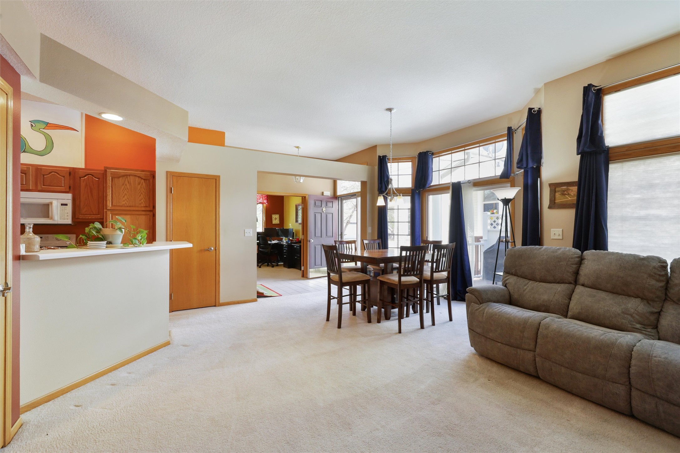 2329 Valley Ridge Place, West Des Moines, Iowa image 7