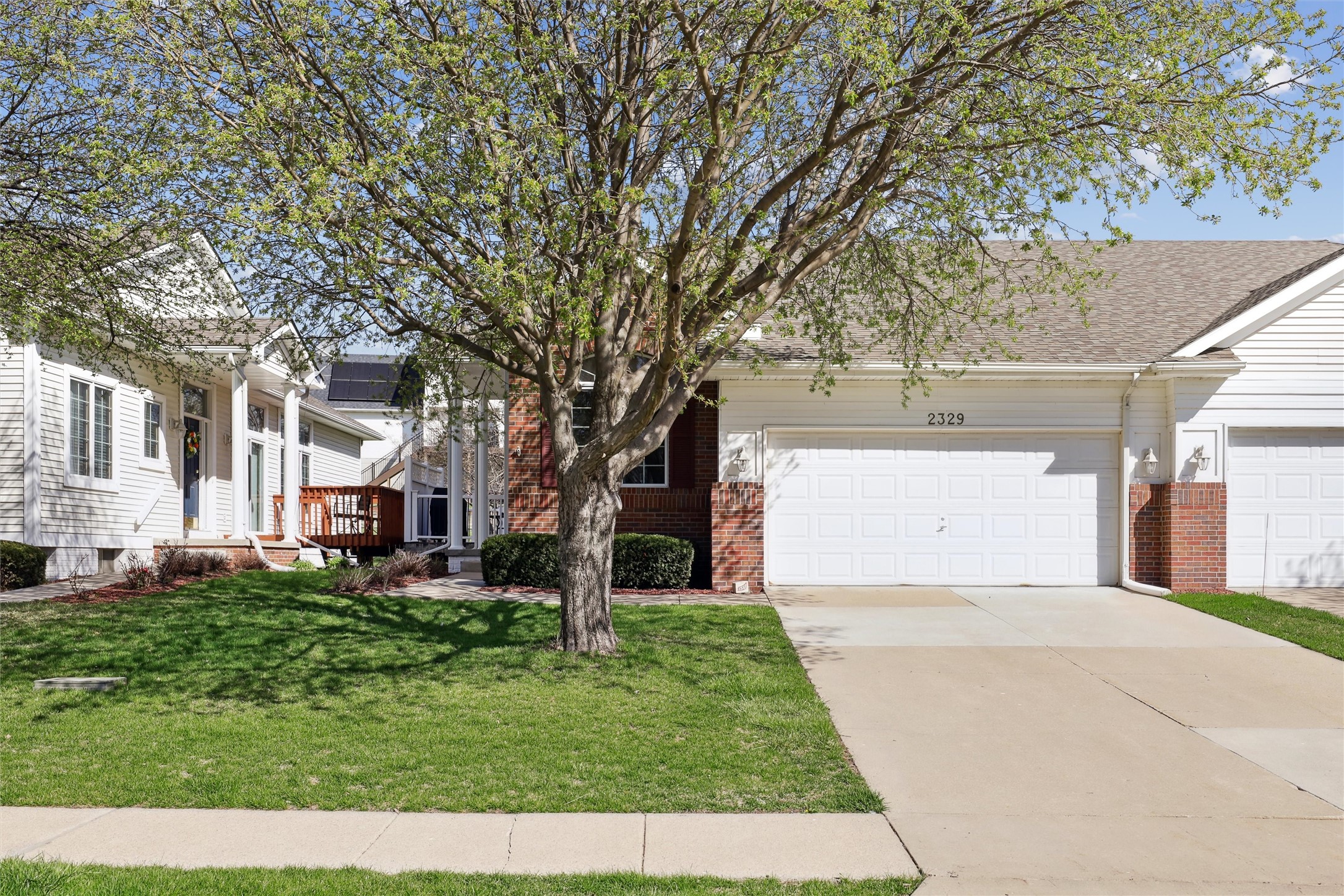 2329 Valley Ridge Place, West Des Moines, Iowa image 4
