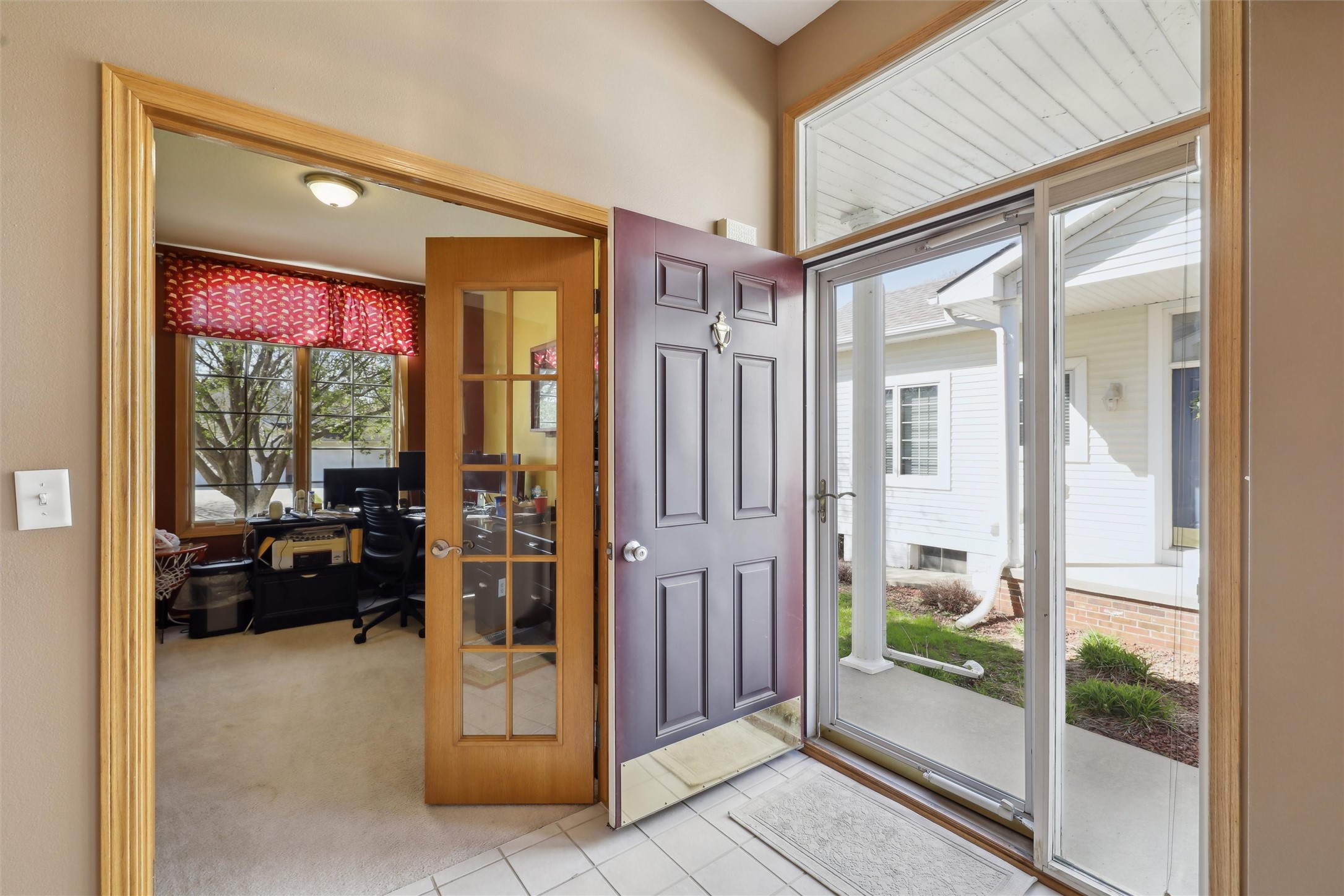 2329 Valley Ridge Place, West Des Moines, Iowa image 8