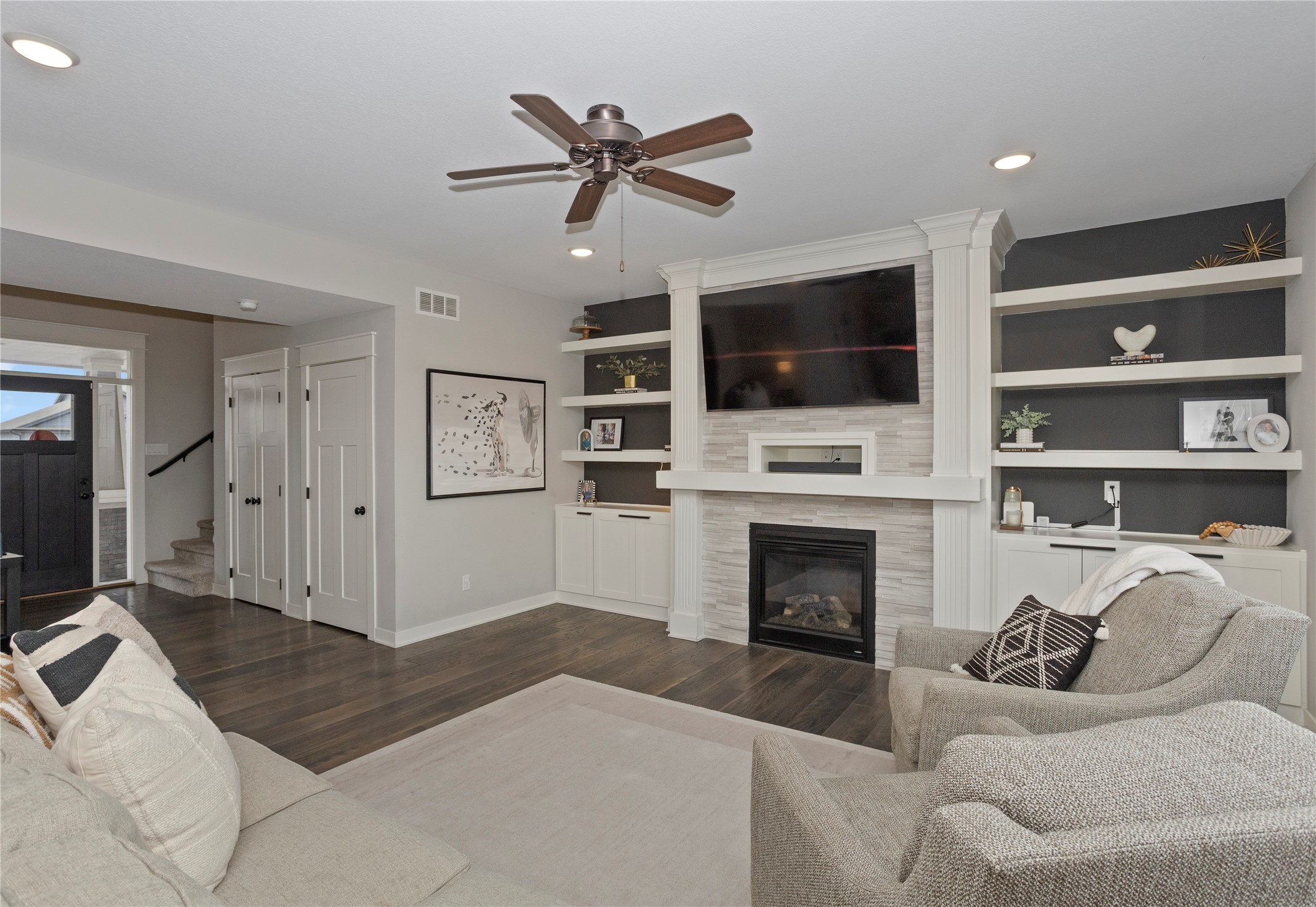 620 NE Brookshire Drive