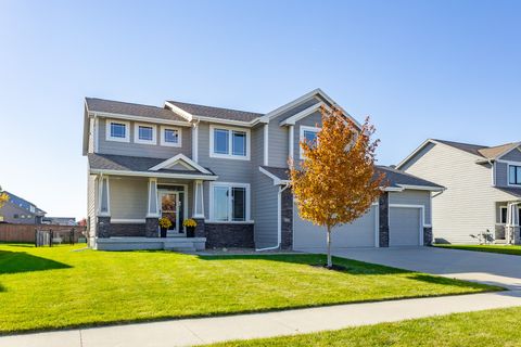 620 NE Brookshire Drive Waukee IA 50263