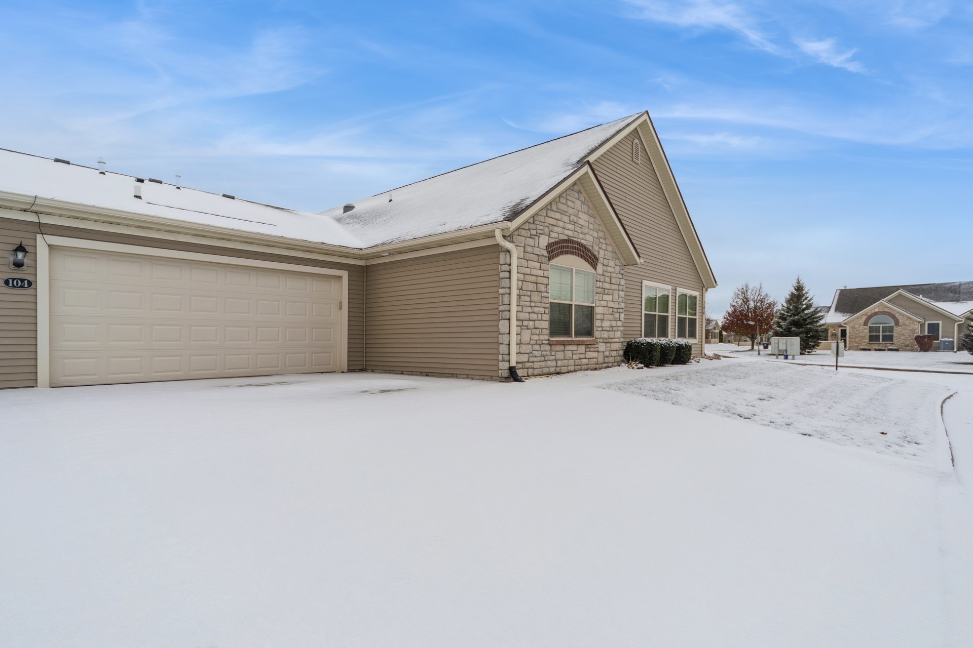 3305 SE Glenstone Drive #104, Grimes, Iowa image 3