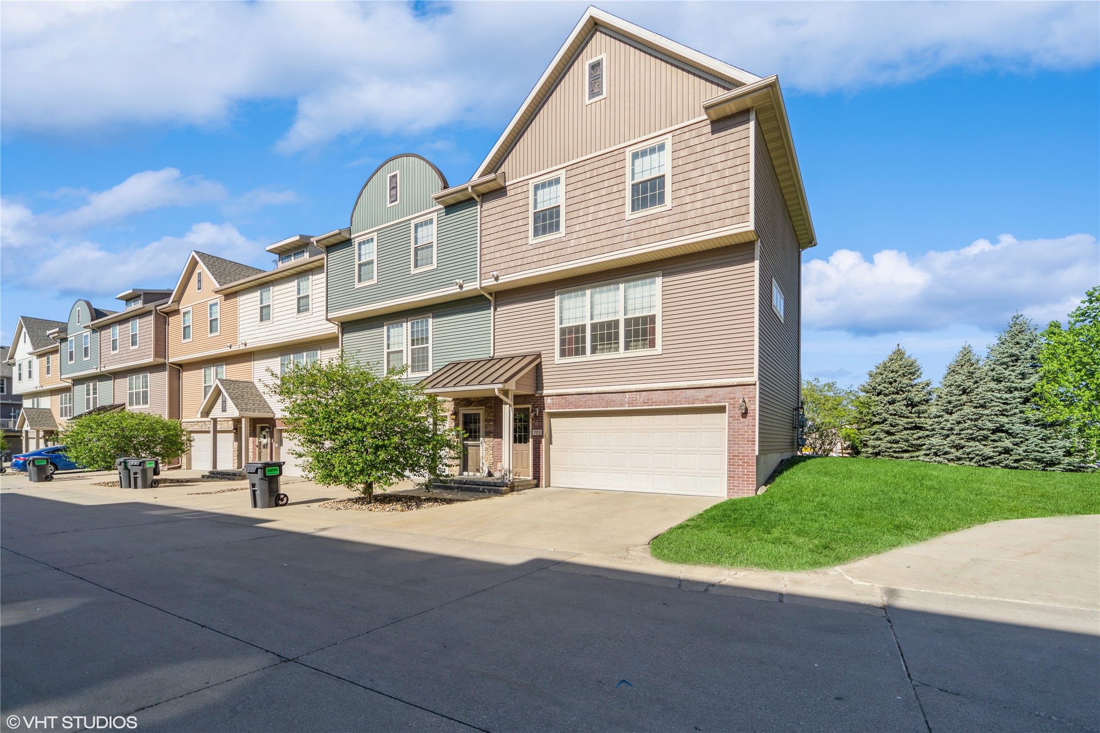 3600 SE Glenstone Drive #701, Grimes, Iowa image 1