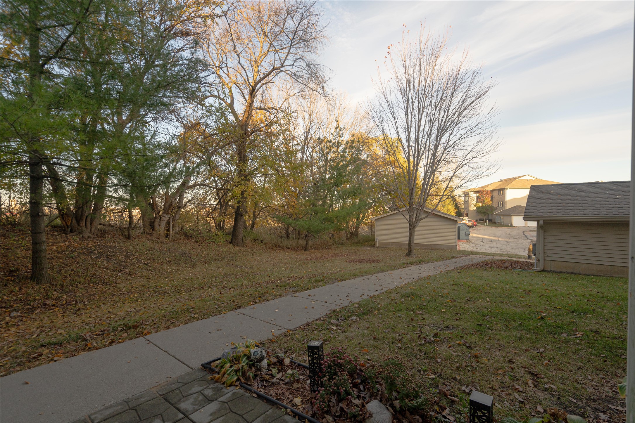 10161 Sutton Drive #4, Urbandale, Iowa image 4