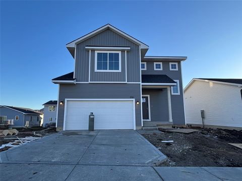 1712 Gordon Court Norwalk IA 50211