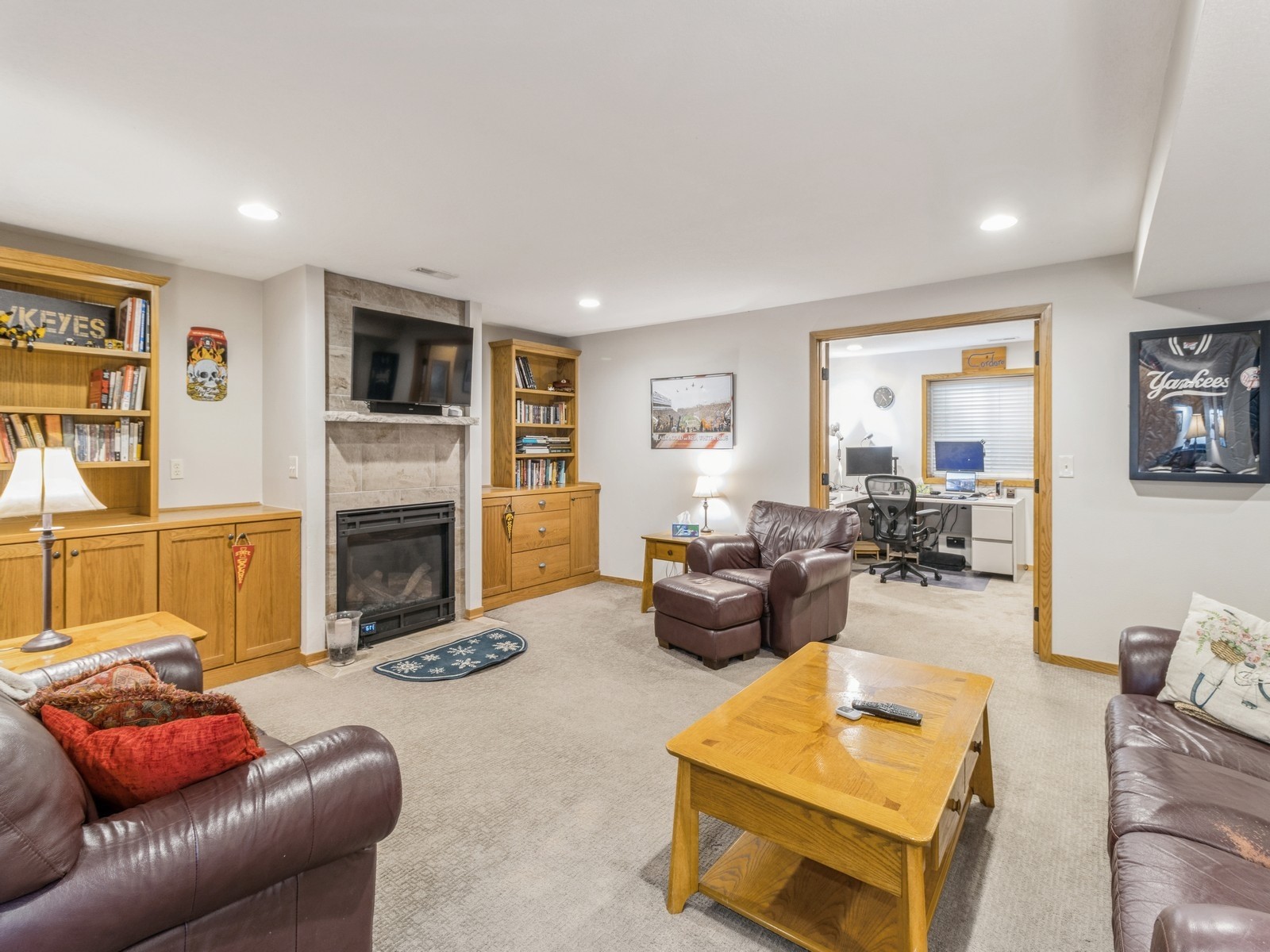 6818 Jules Verne Court, Johnston, Iowa image 25