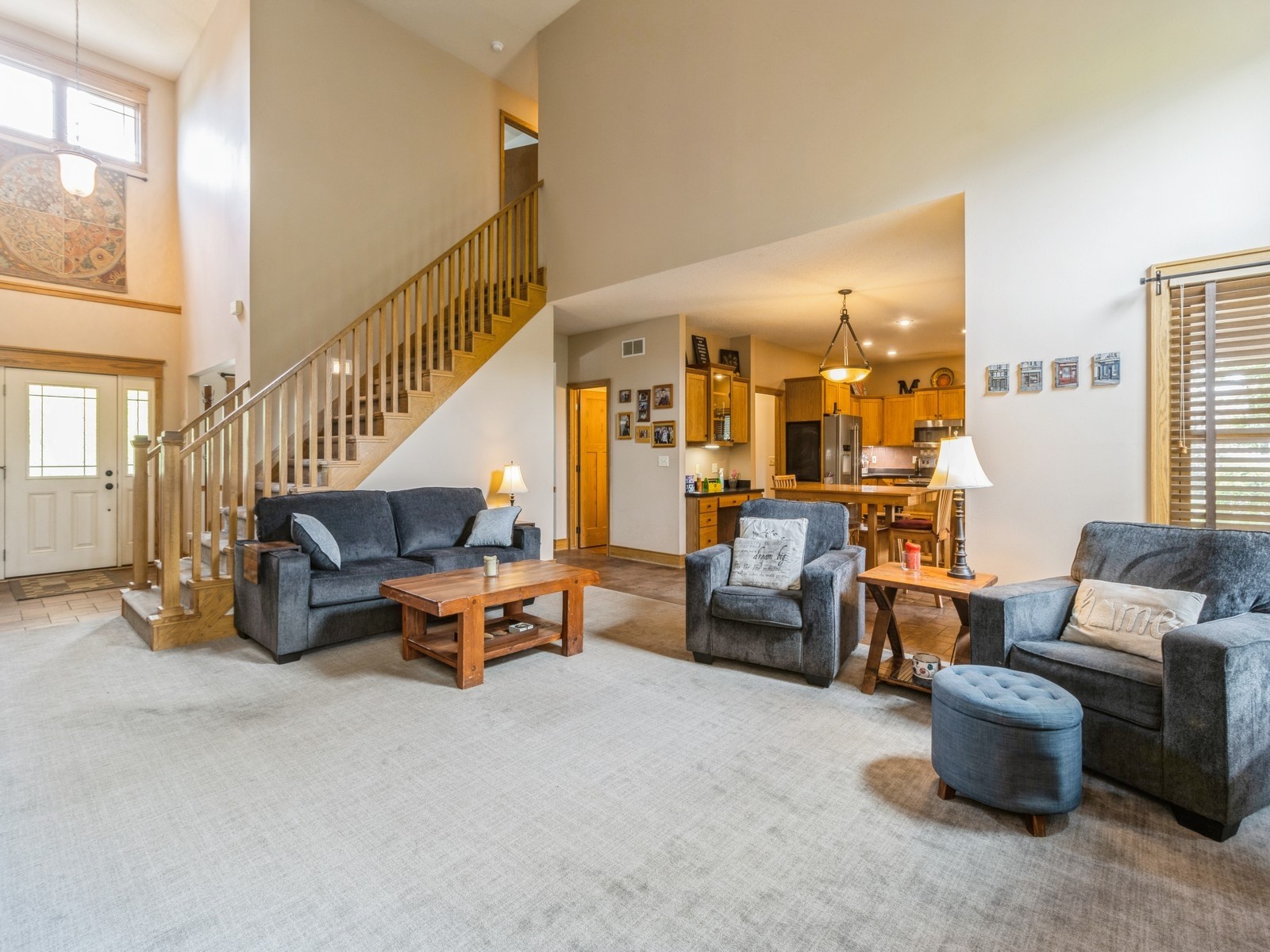 6818 Jules Verne Court, Johnston, Iowa image 3
