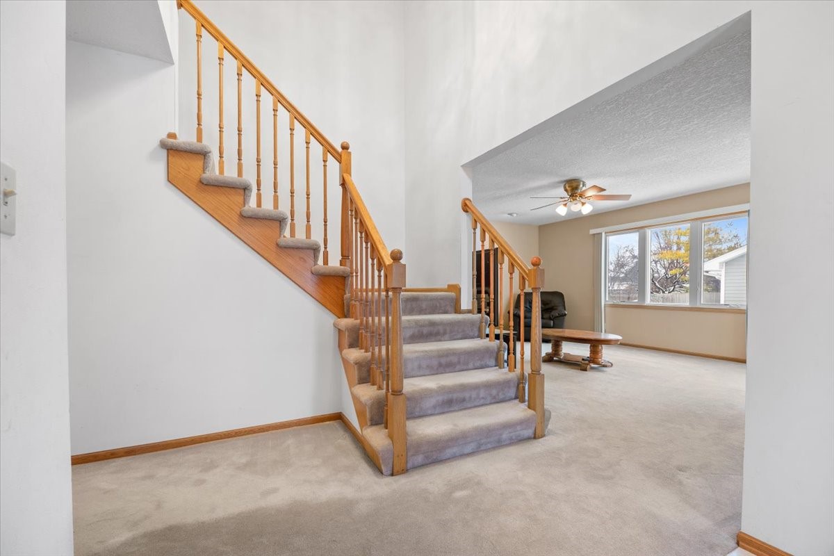 1401 NW Parkridge Place