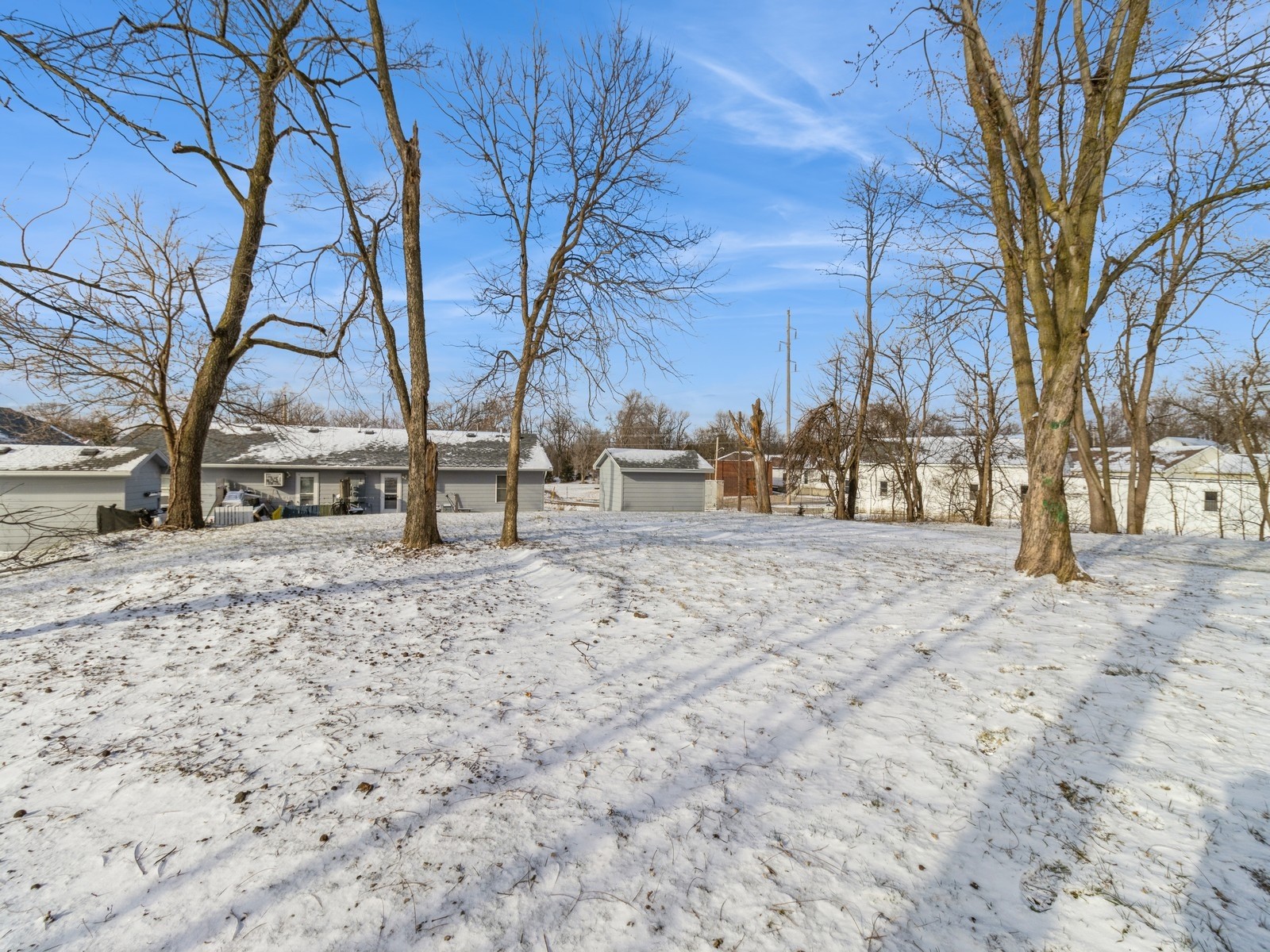 121 W 10th Street, Newton, Iowa image 35