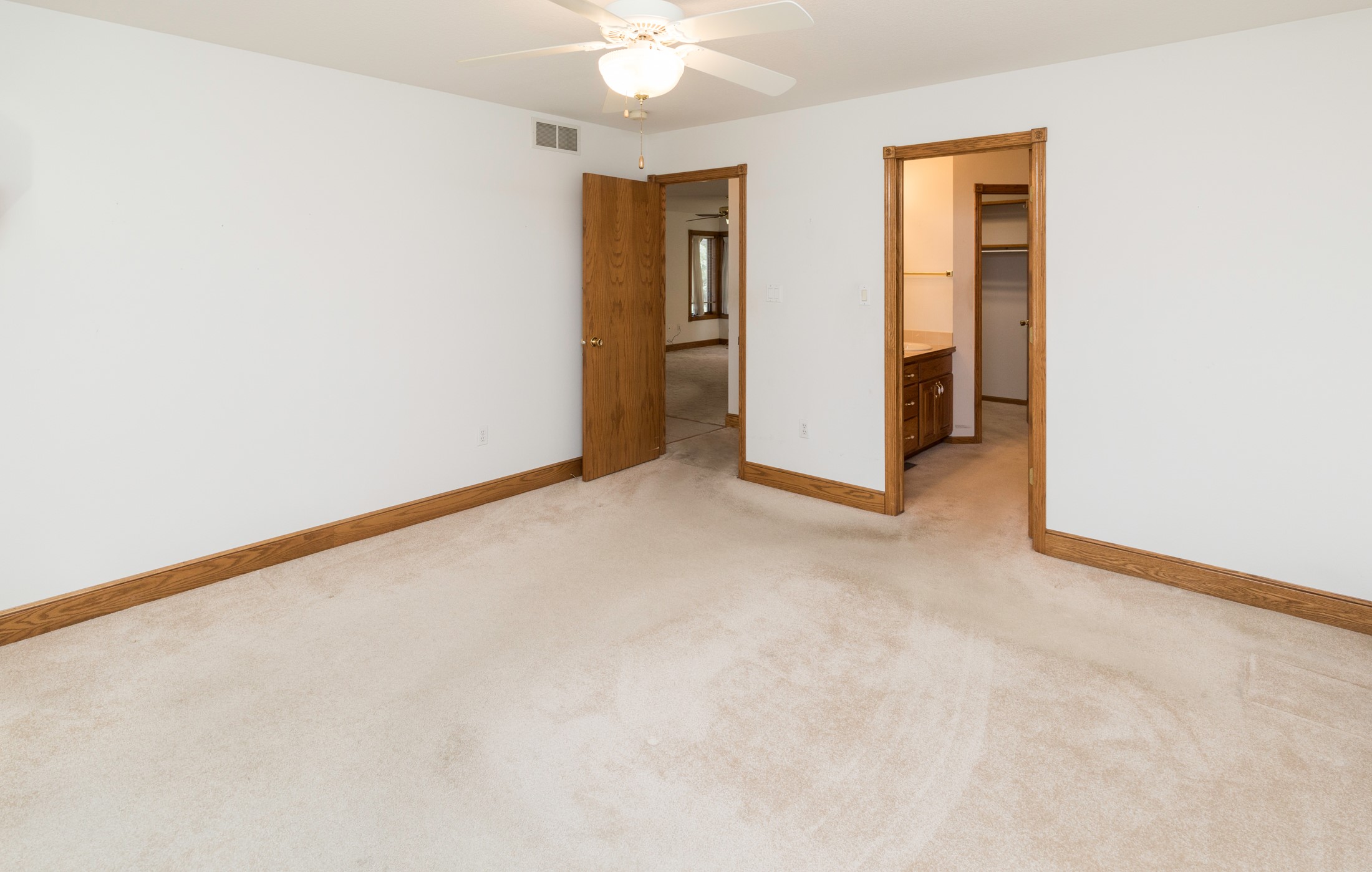 706 NE Barclay Circle, Ankeny, Iowa image 14