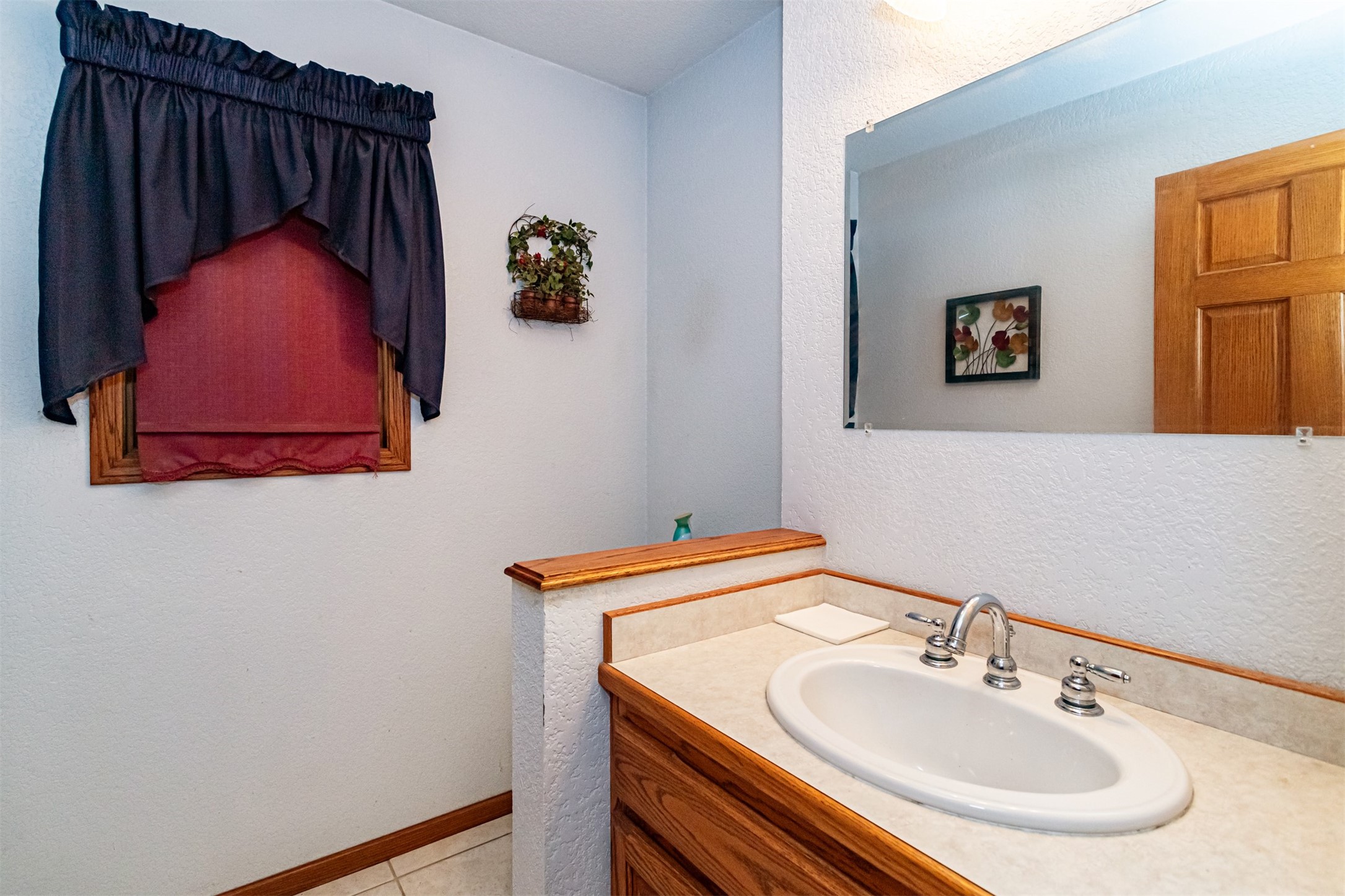 12641 Oakview Heights Drive, Story City, Iowa image 19