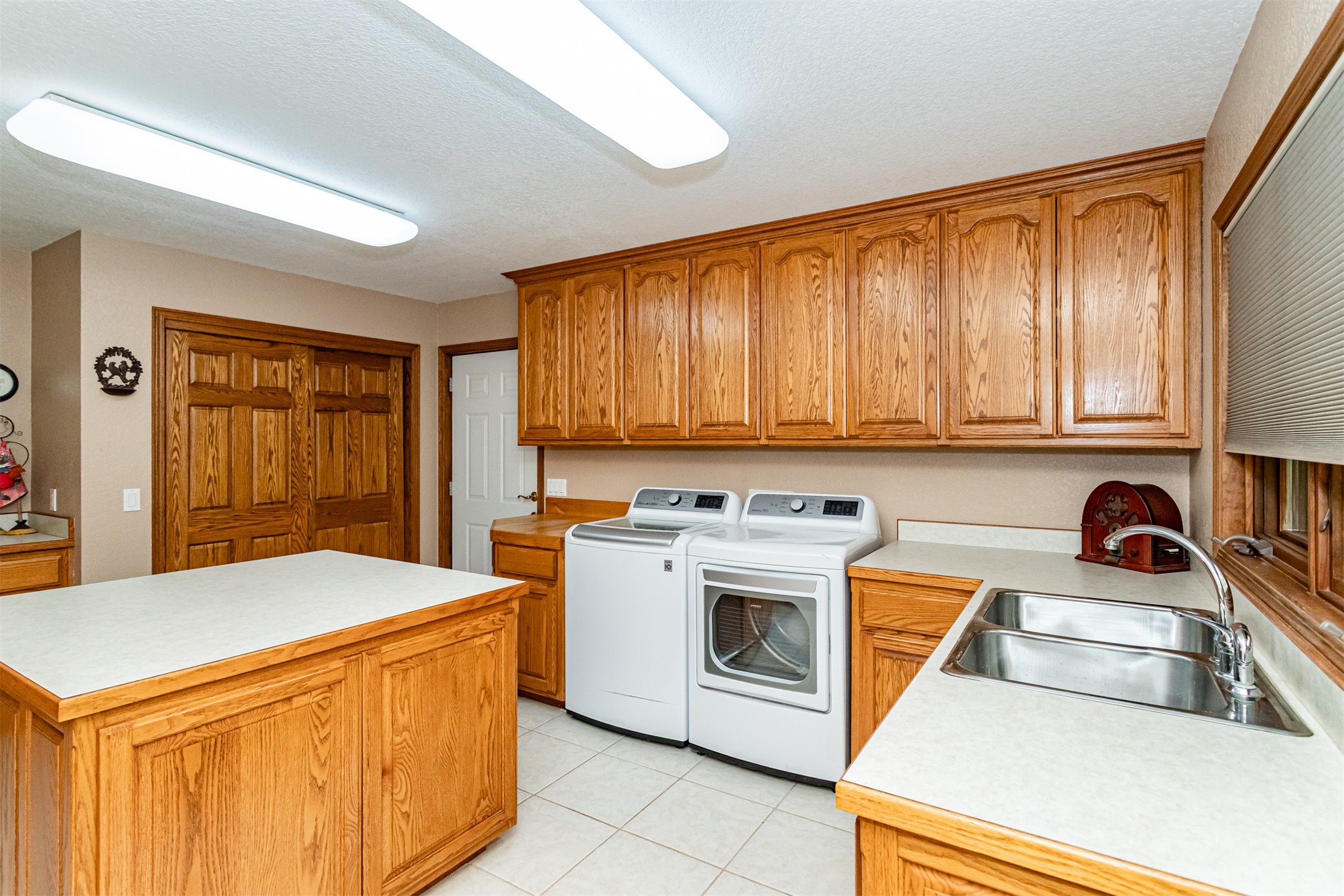 12641 Oakview Heights Drive, Story City, Iowa image 26