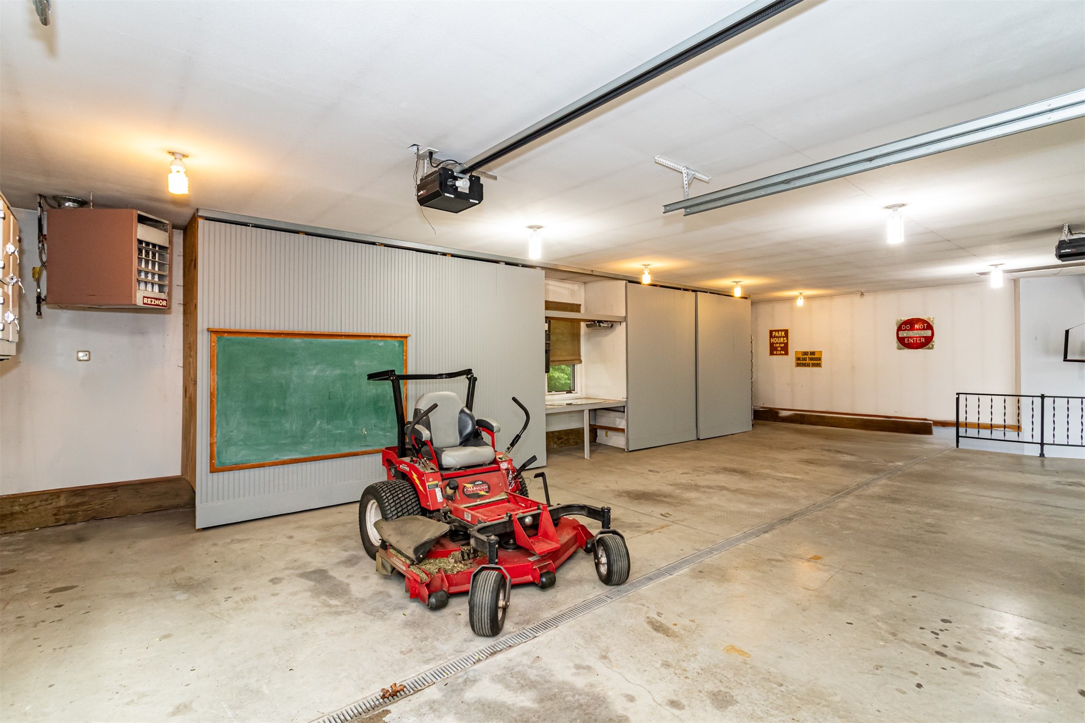 12641 Oakview Heights Drive, Story City, Iowa image 29