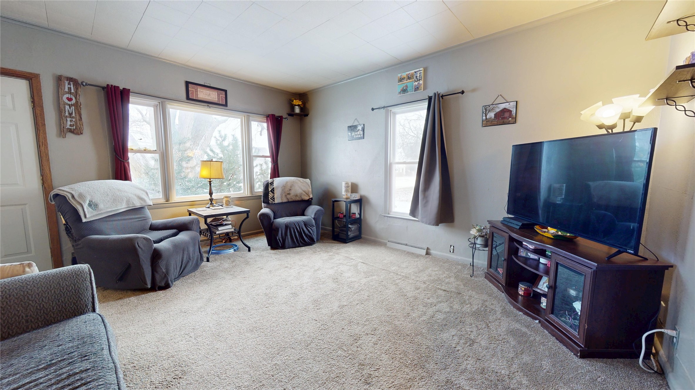 607 W Washington Street