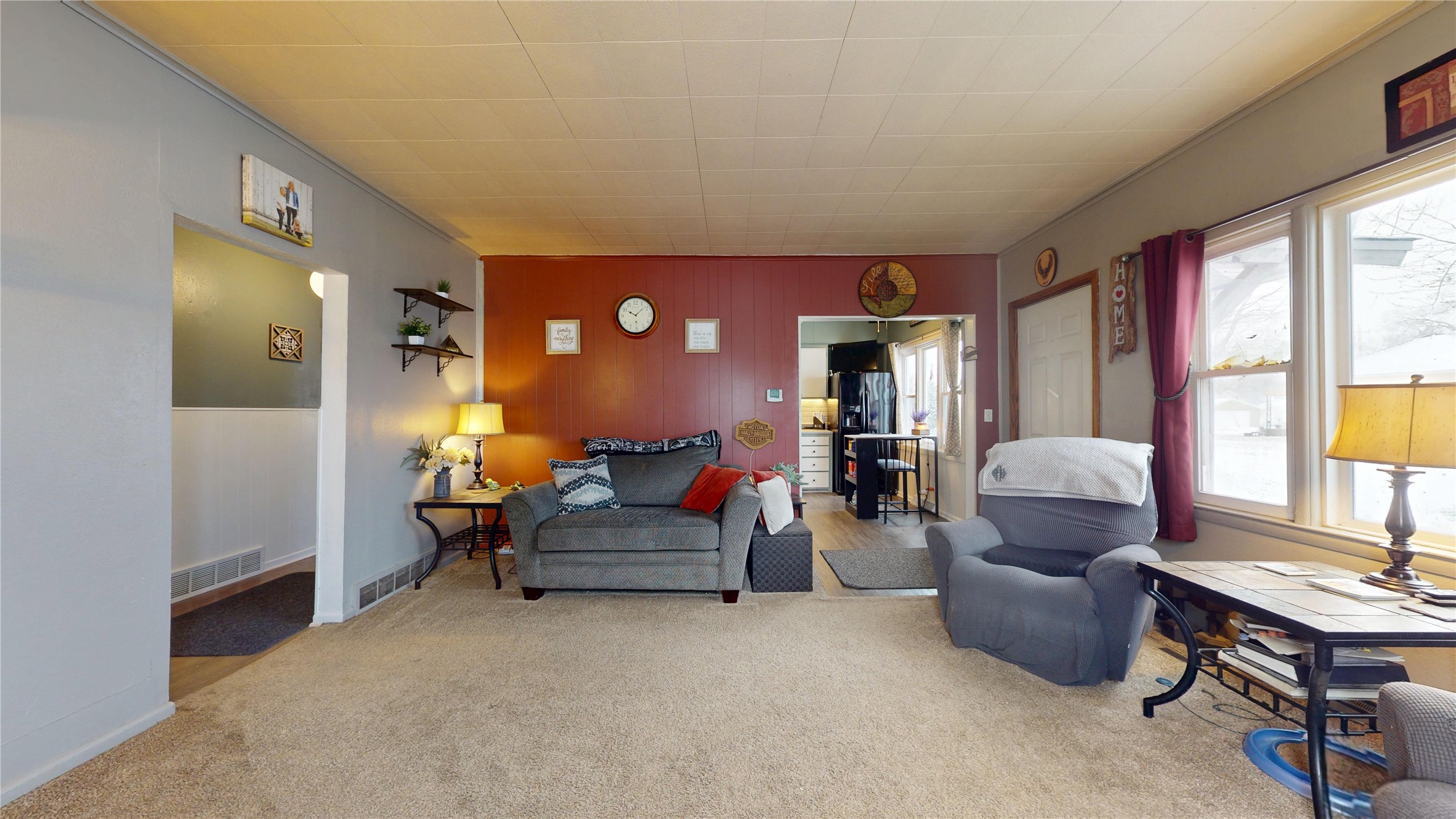 607 W Washington Street