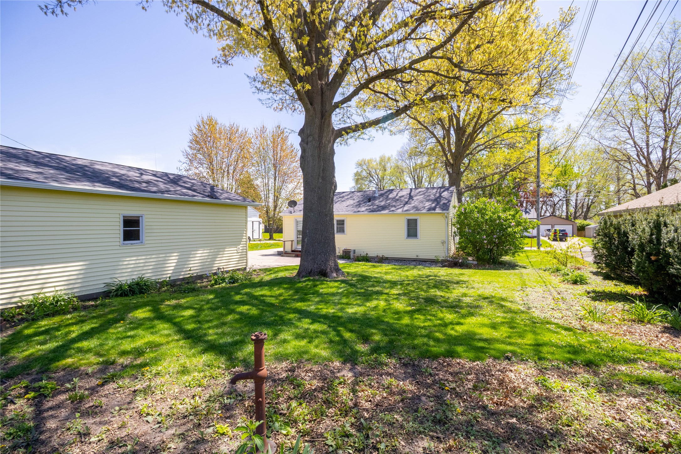 1716 N 2nd Avenue, Newton, Iowa image 19