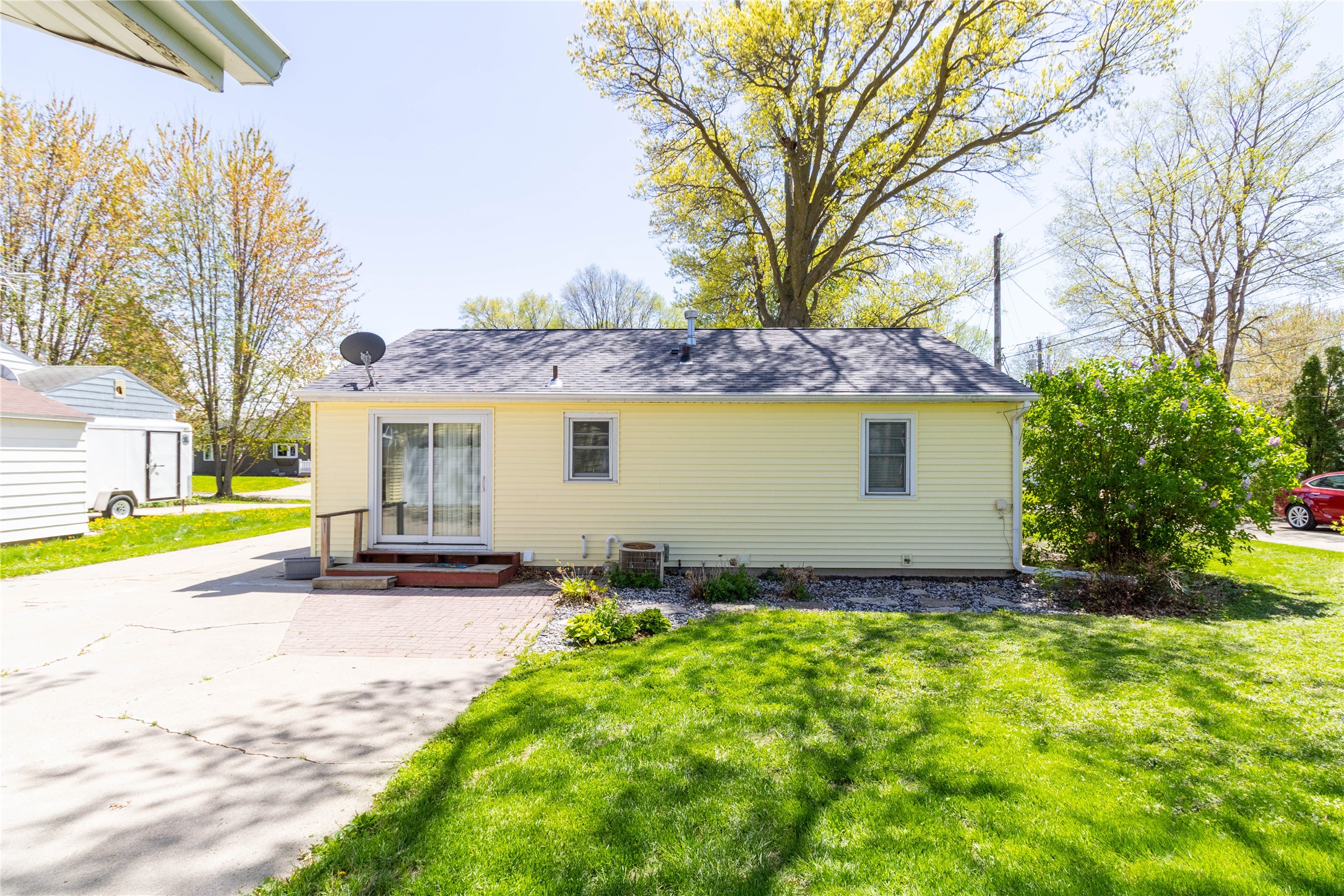 1716 N 2nd Avenue, Newton, Iowa image 18