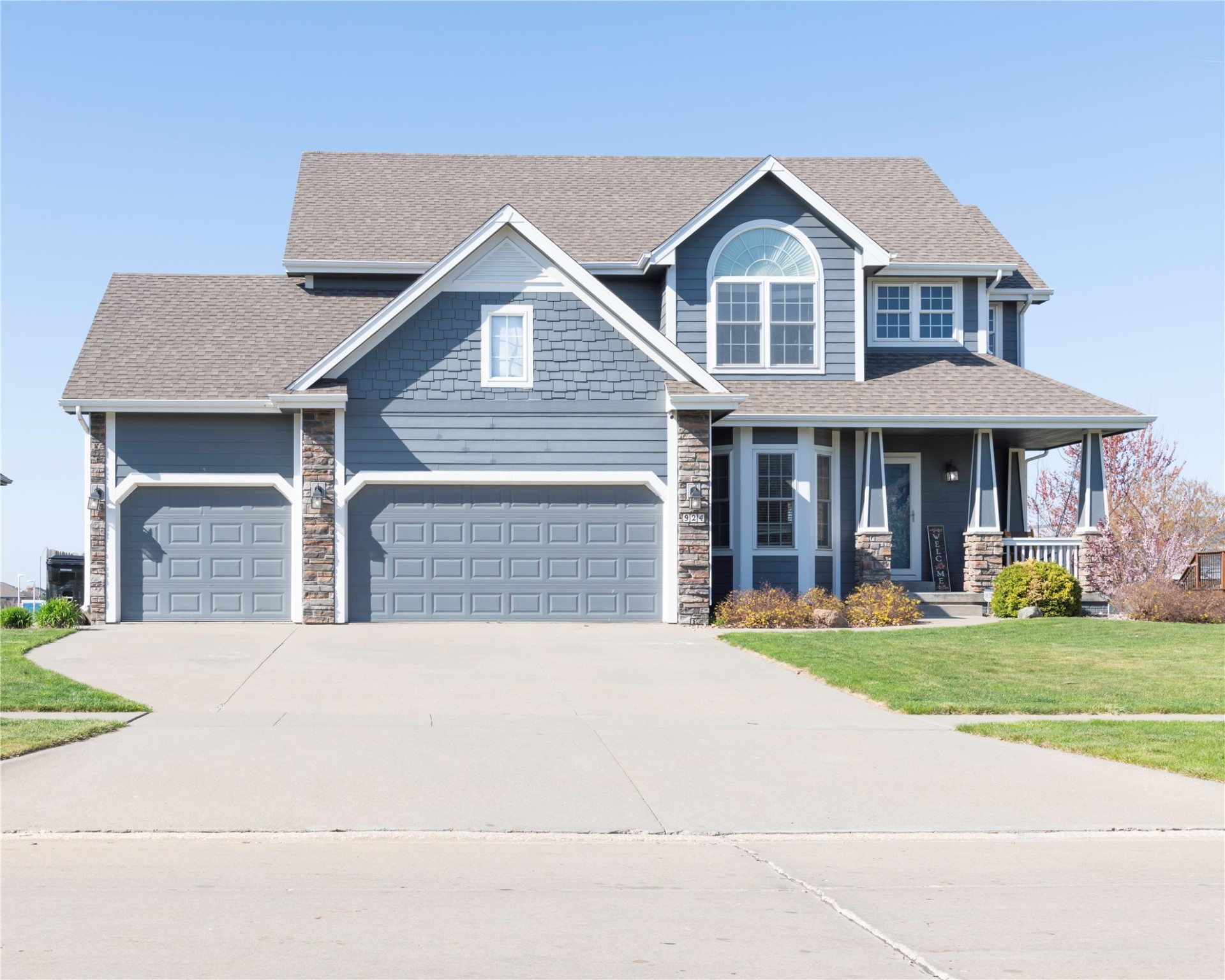 924 NW 33rd Street, Ankeny, Iowa image 1