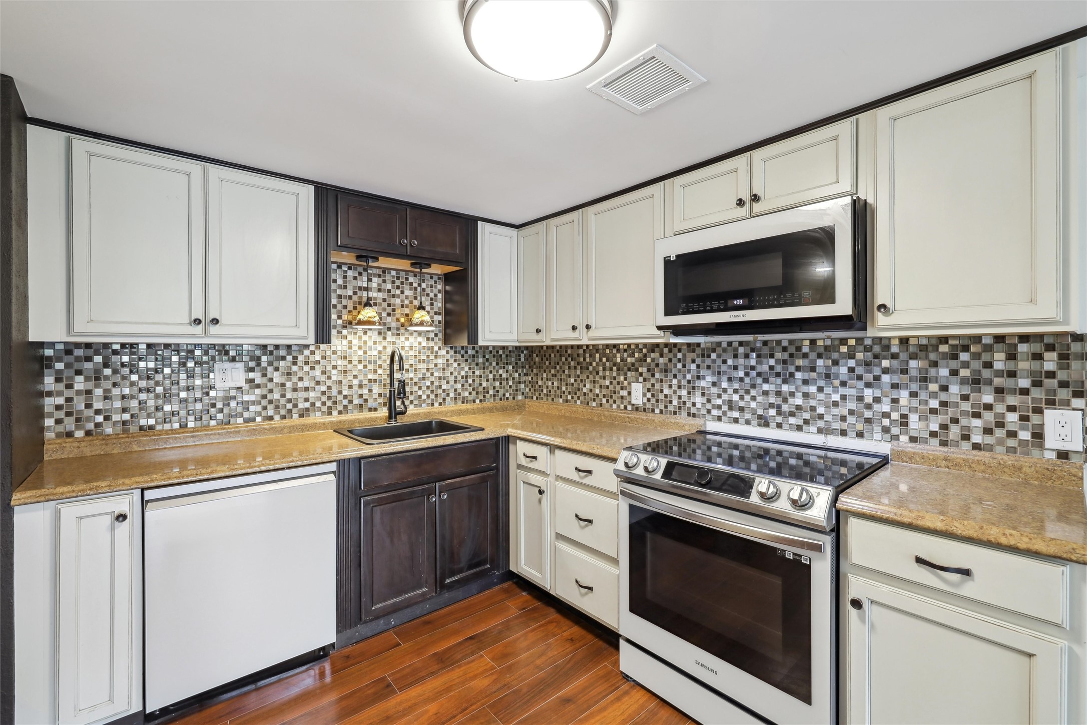 3131 Fleur Drive #208 AND 206, Des Moines, Iowa image 19