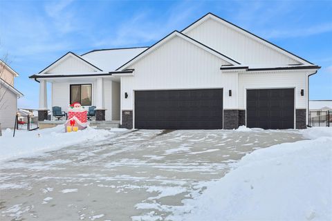 421 Wicker Drive Huxley IA 50124