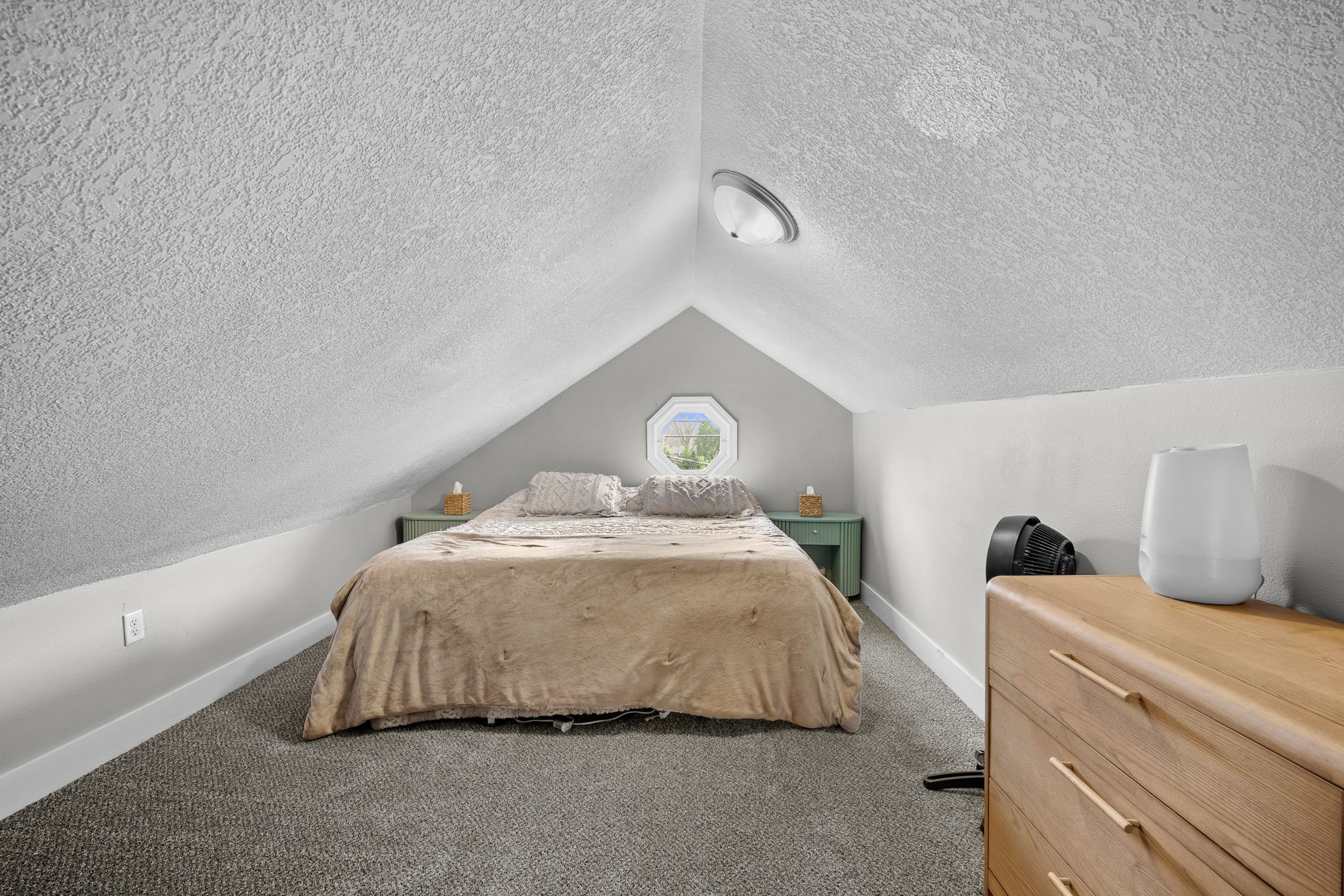 4309 Hickman Road, Des Moines, Iowa image 18