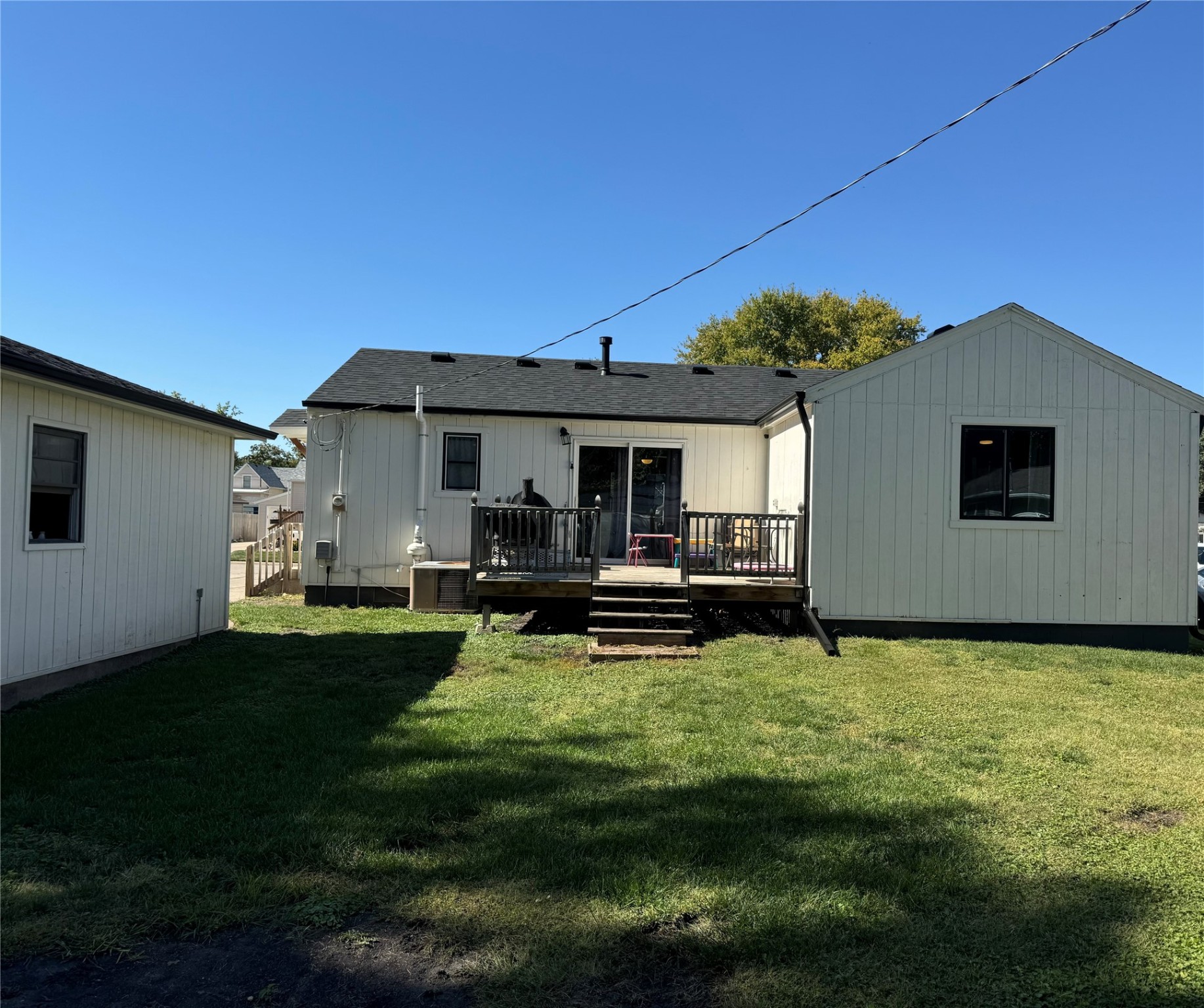 1219 11th Street, Nevada, Iowa image 3